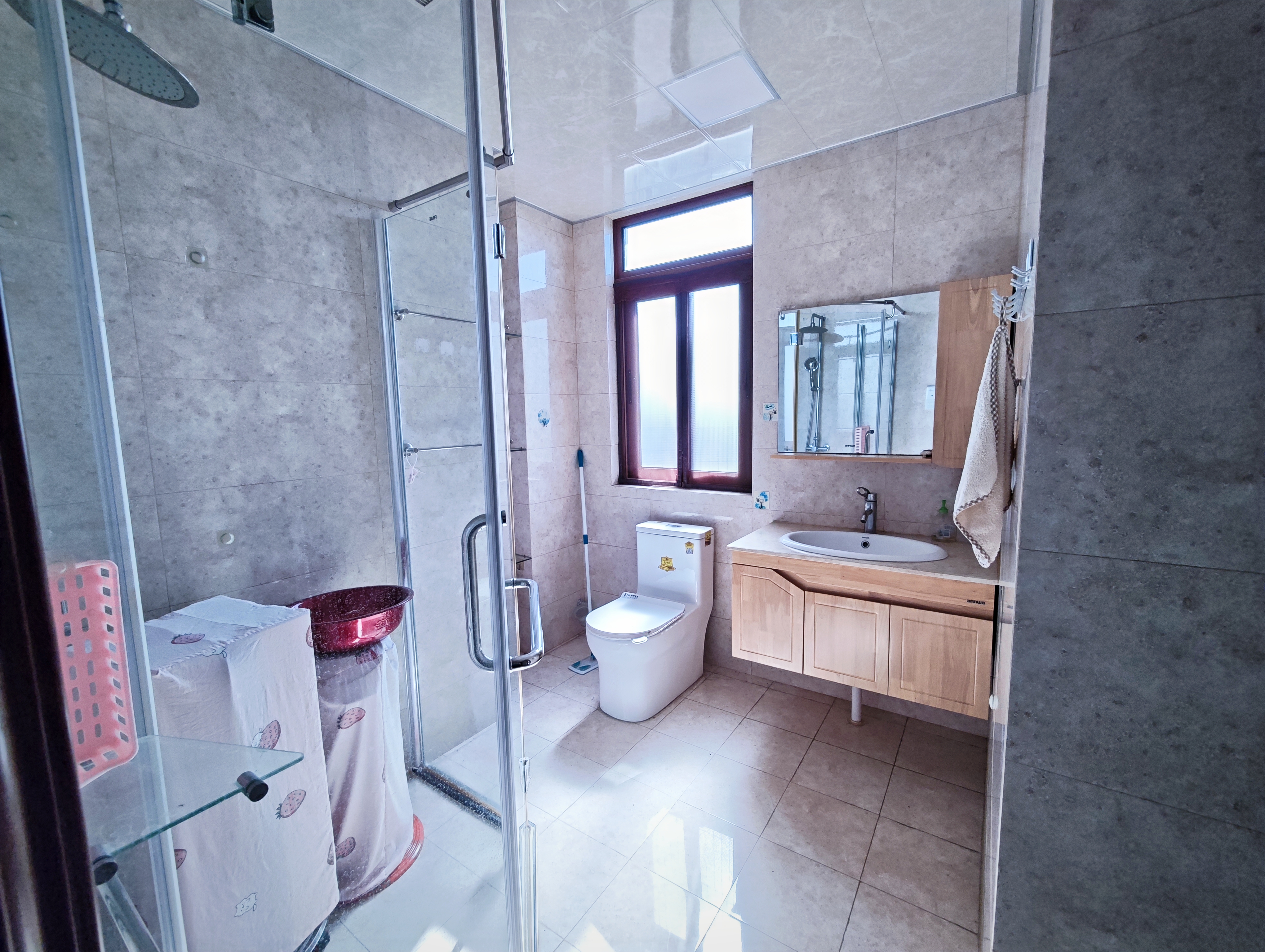 金碧花园 4室2厅2卫 158.0万 金碧花园 4室2厅2卫 158.0万室内图