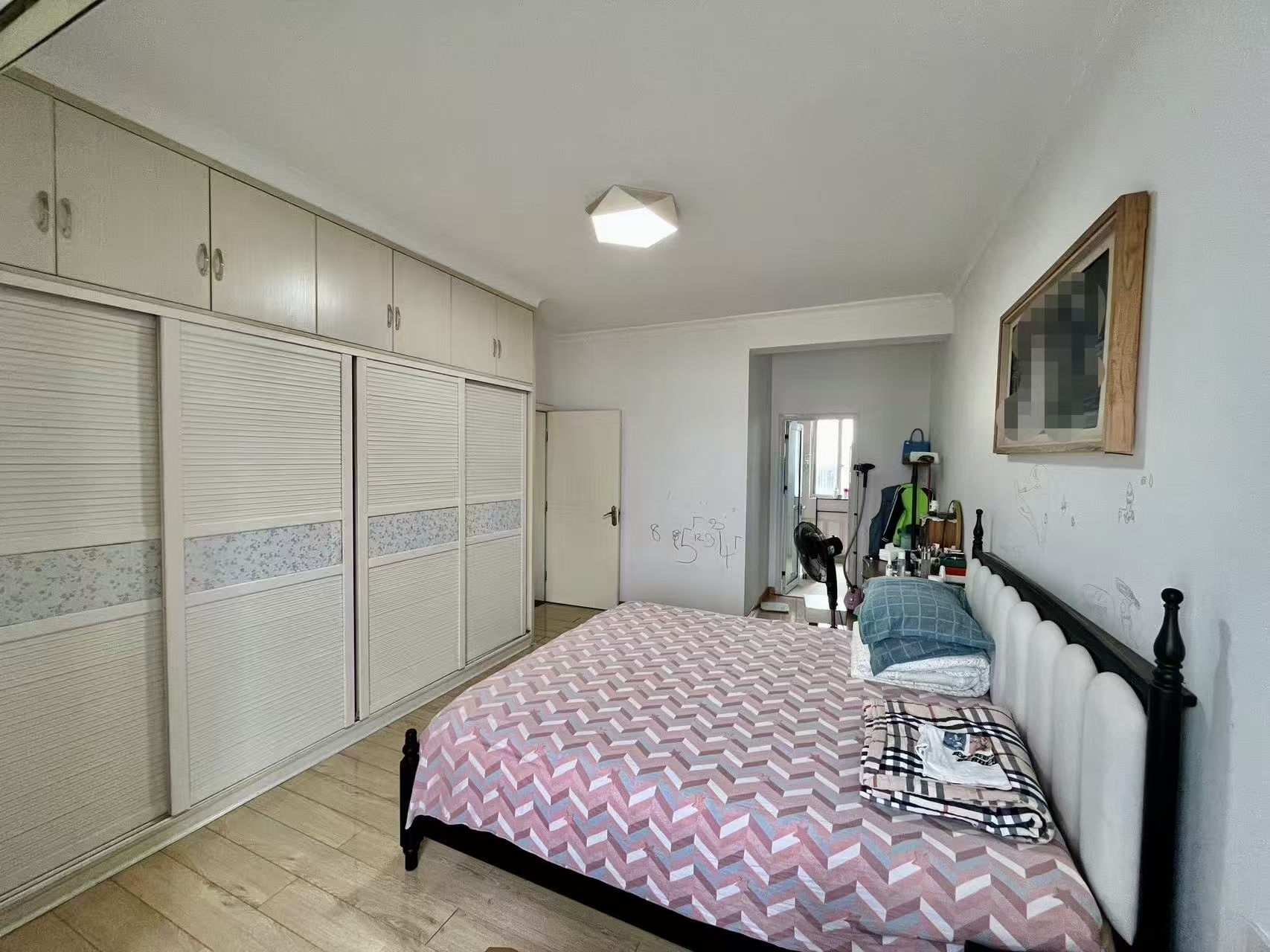 山河锦园 3室2厅2卫 63.8万 山河锦园 3室2厅2卫 63.8万室内图