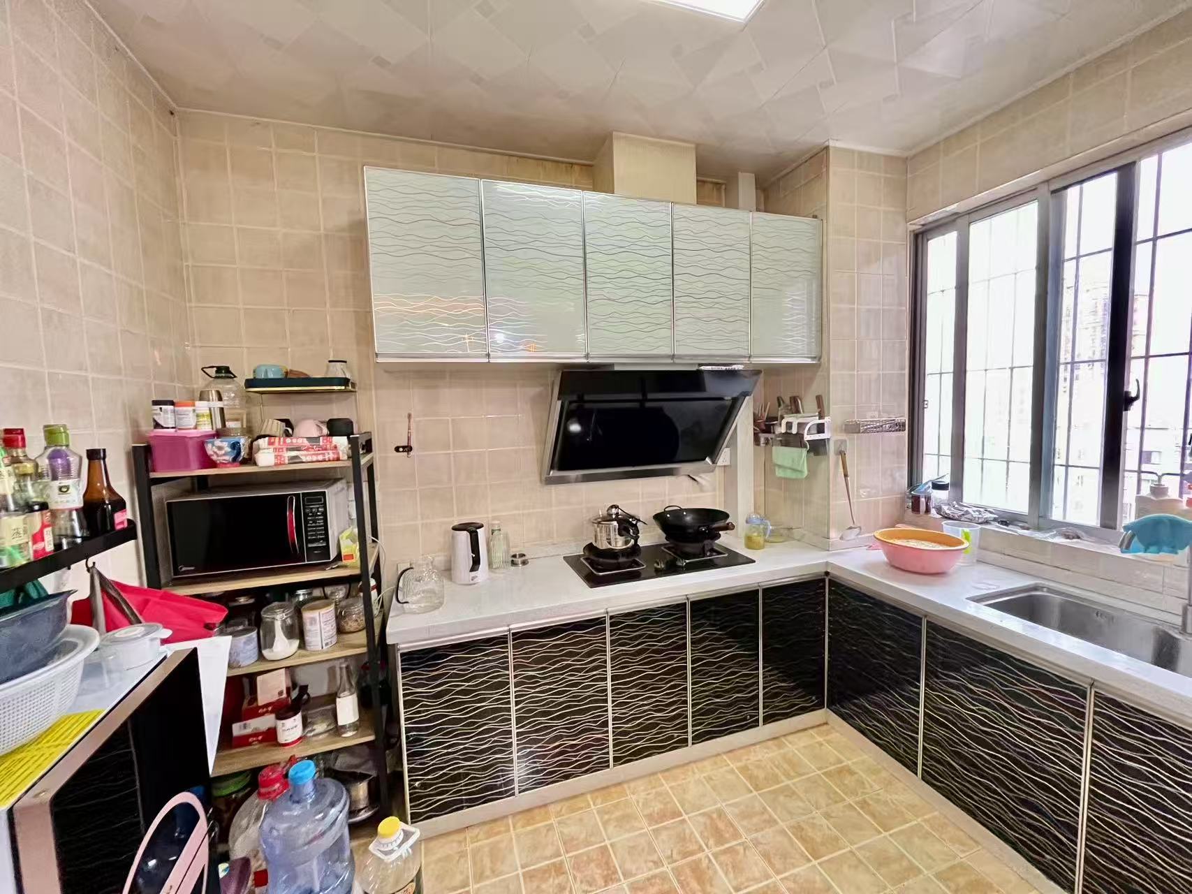 山河锦园 3室2厅2卫 63.8万 山河锦园 3室2厅2卫 63.8万室内图