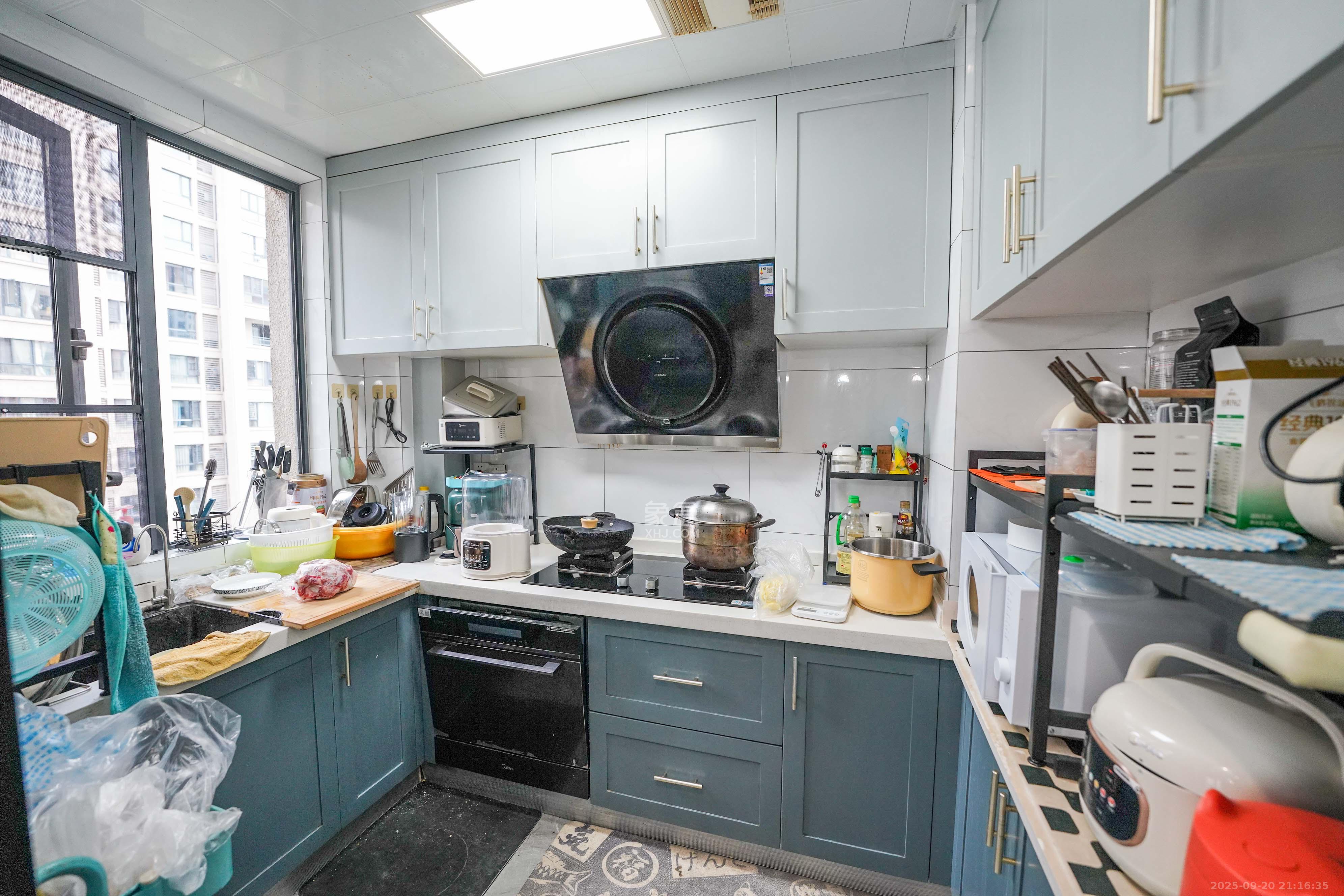 五矿万境蓝山 4室2厅2卫 164.0万 五矿万境蓝山 4室2厅2卫 164.0万厨房