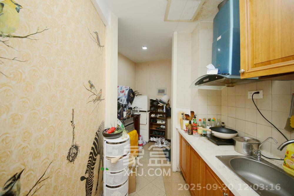 铂宫 1室1厅1卫 2000.0元/月 铂宫 1室1厅1卫 2000.0元/月室内图