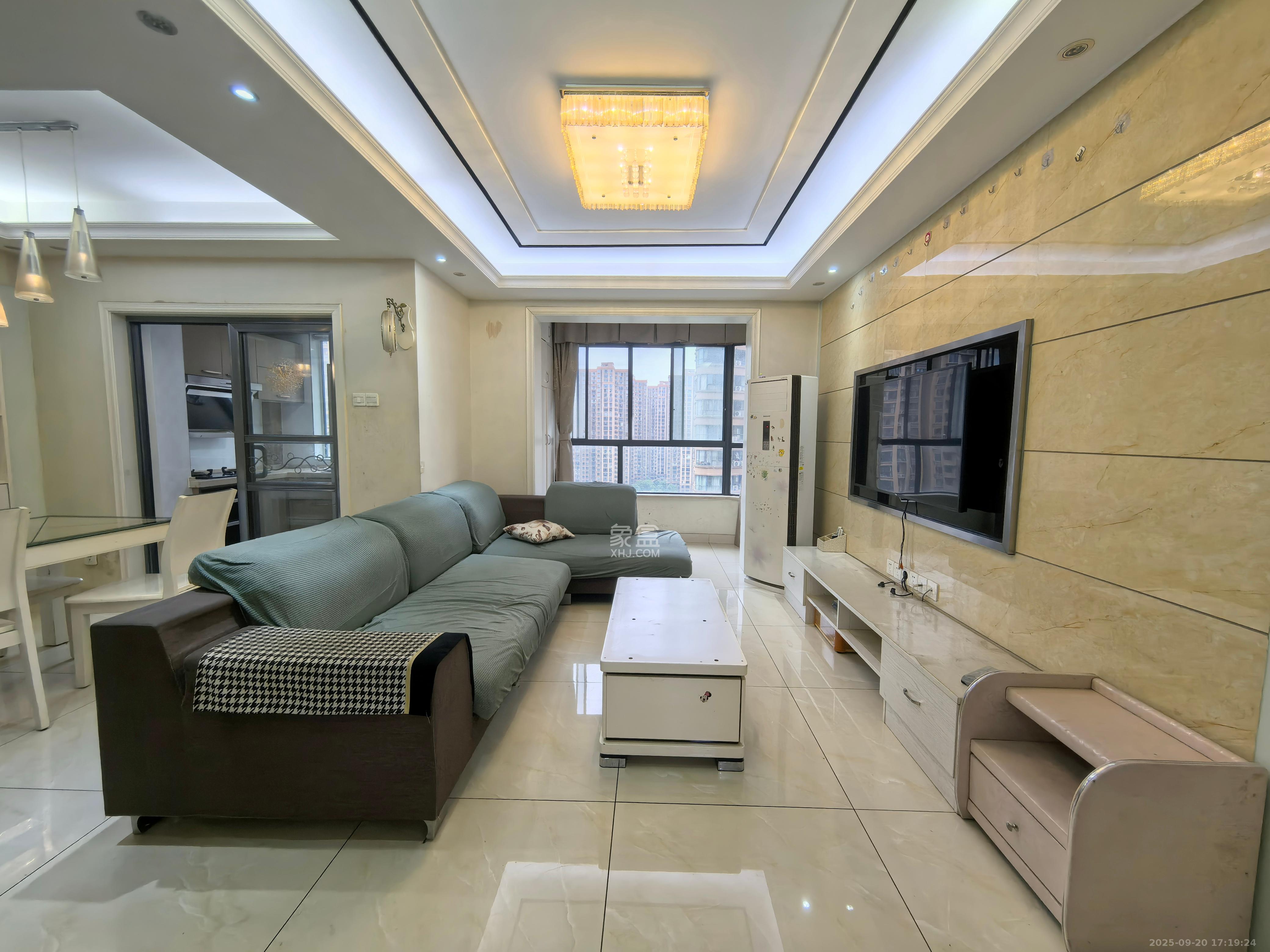 五矿万境水岸一期(万境水岸嘉苑) 3室2厅1卫 2000.0元/月 五矿万境水岸一期(万境水岸嘉苑) 3室2厅1卫 2000.0元/月室内图