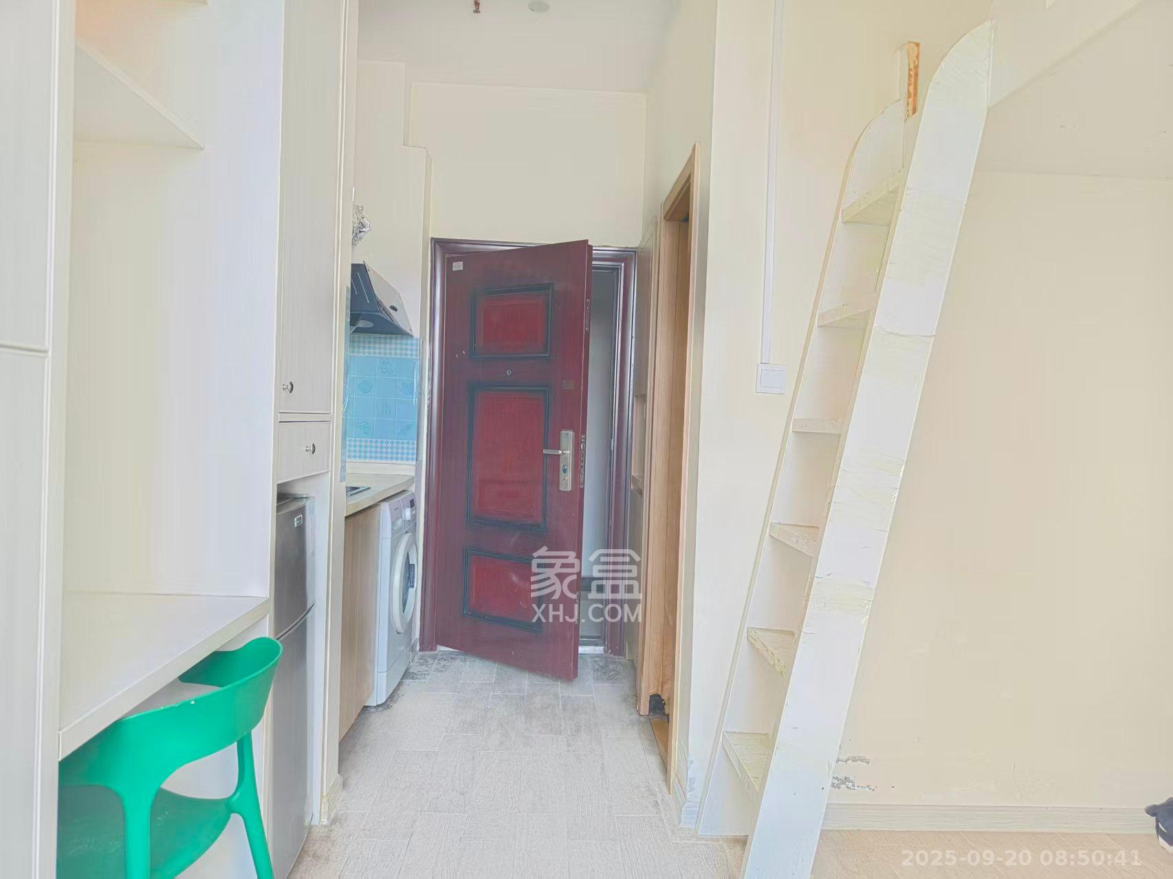 兰亭湾畔 1室1厅1卫 900.0元/月 兰亭湾畔 1室1厅1卫 900.0元/月室内图