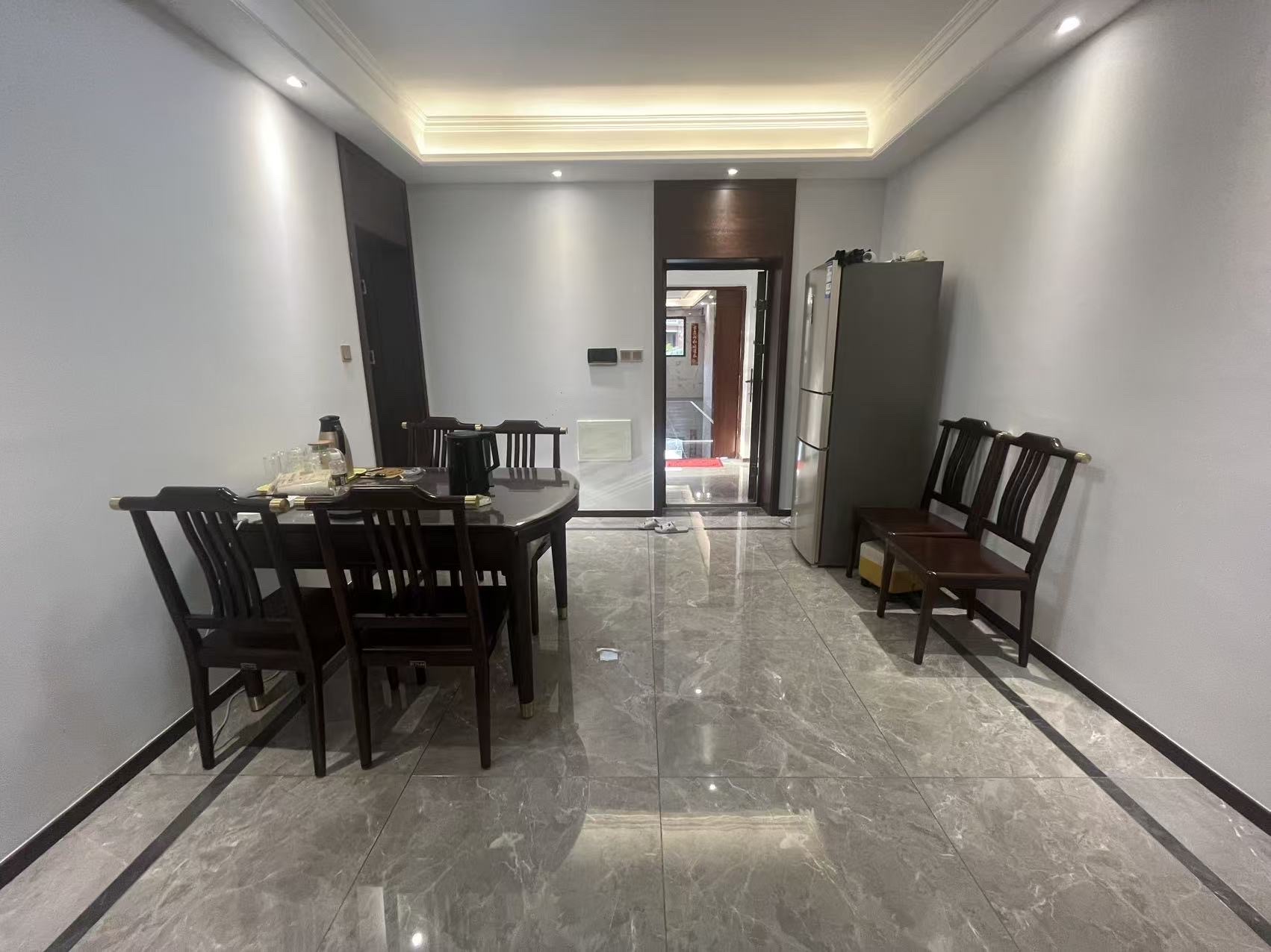 天街华府(海南新天地) 2室2厅1卫 3400.0元/月 天街华府(海南新天地) 2室2厅1卫 3400.0元/月室内图