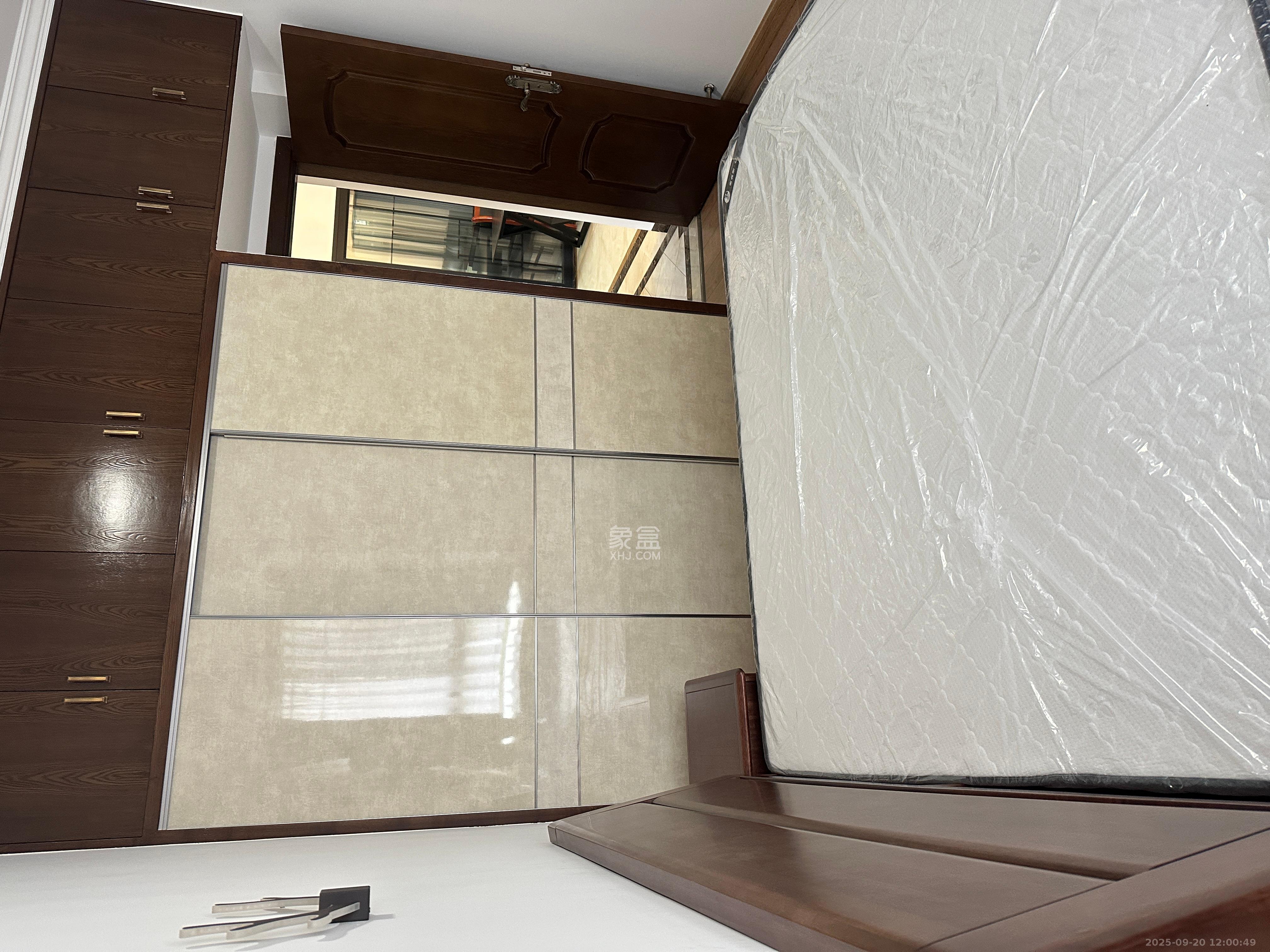 黑金时代广场 2室2厅1卫 1800.0元/月 黑金时代广场 2室2厅1卫 1800.0元/月室内图