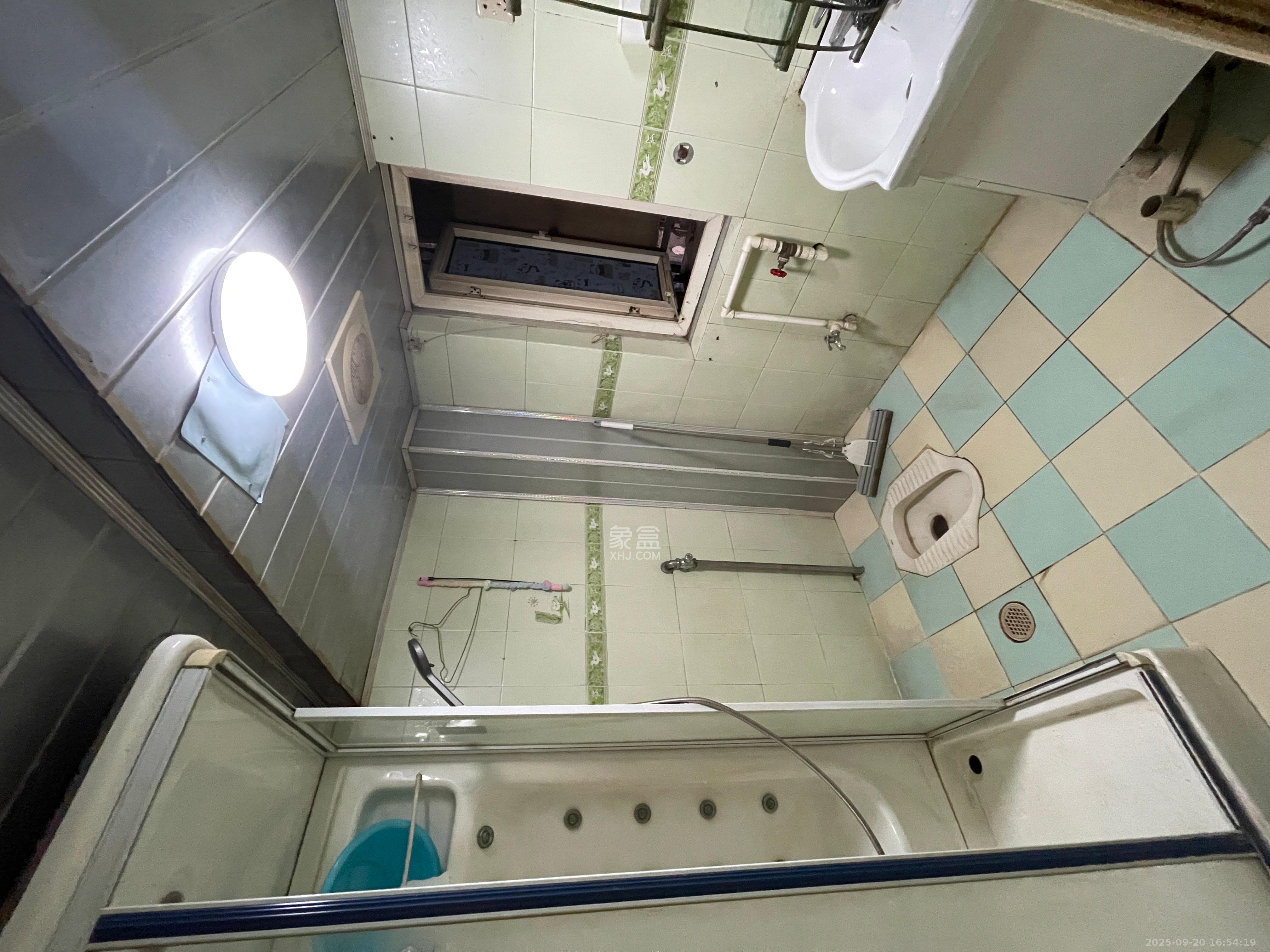 中意花苑 1室1厅1卫 1600.0元/月 中意花苑 1室1厅1卫 1600.0元/月室内图