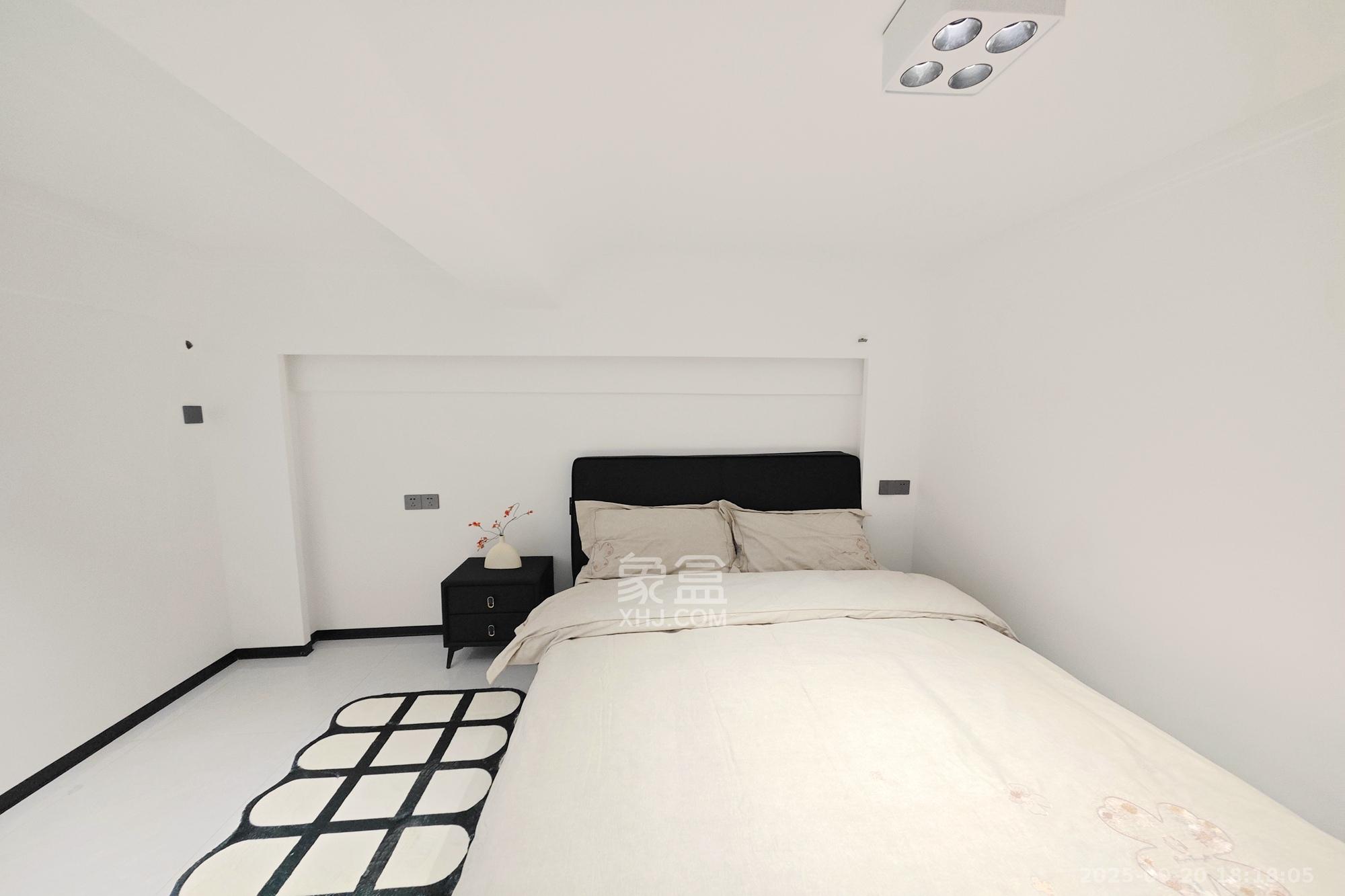 格蓝康都  2室2厅1卫    56.8万卧室