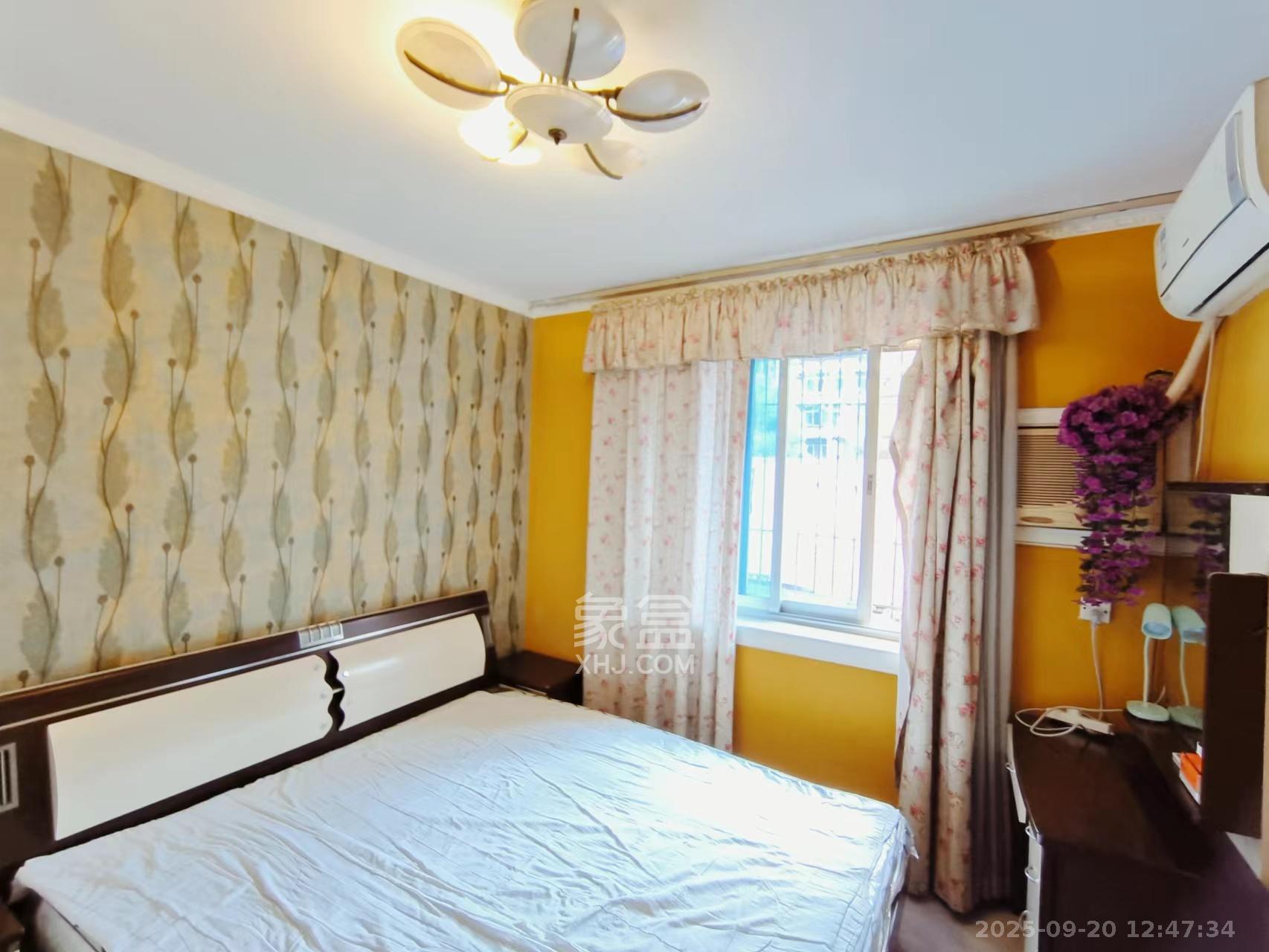 工农街散盘 2室1厅1卫 1600.0元/月 工农街散盘 2室1厅1卫 1600.0元/月室内图