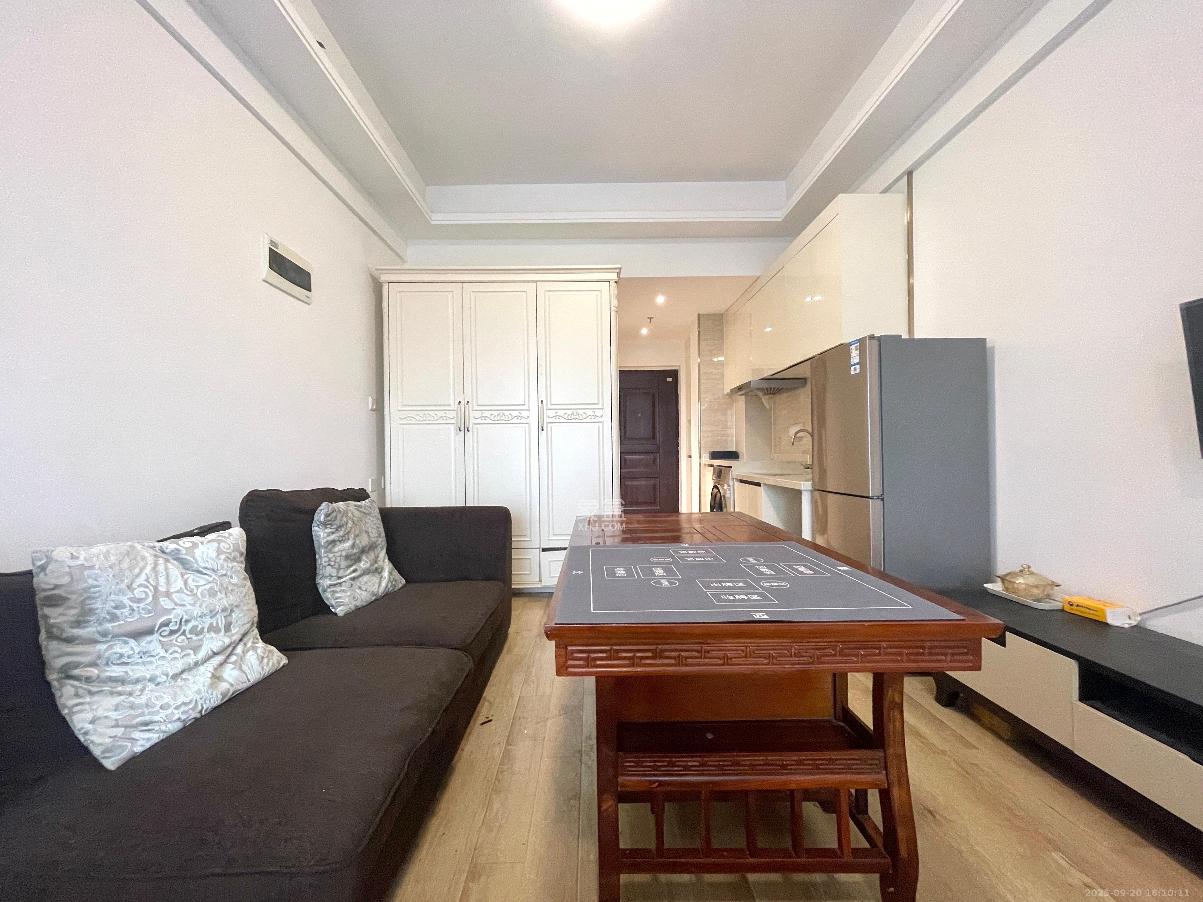 万润时光里  1室0厅0卫    2000.0元/月 万润时光里  1室0厅0卫    2000.0元/月