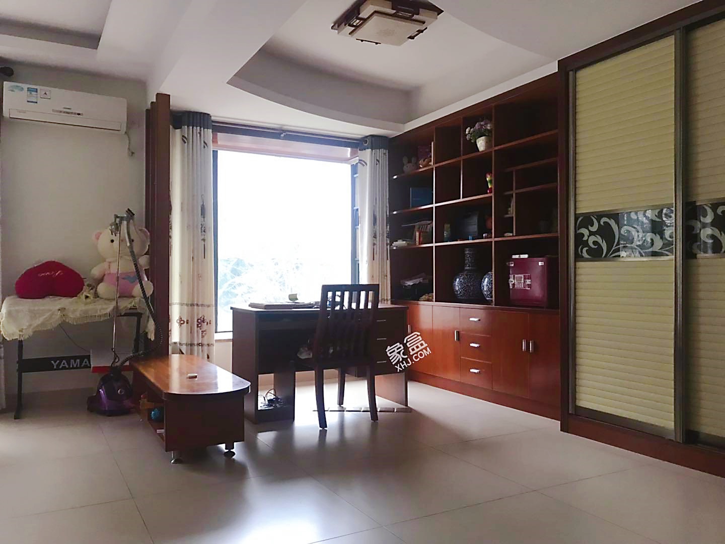 泰达比华利山庄 3室2厅2卫 4500.0元/月 泰达比华利山庄 3室2厅2卫 4500.0元/月室内图