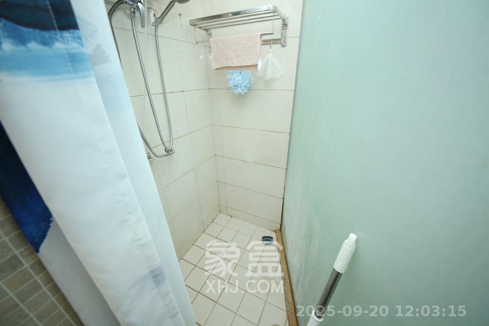 铂宫 1室1厅1卫 2000.0元/月 铂宫 1室1厅1卫 2000.0元/月室内图