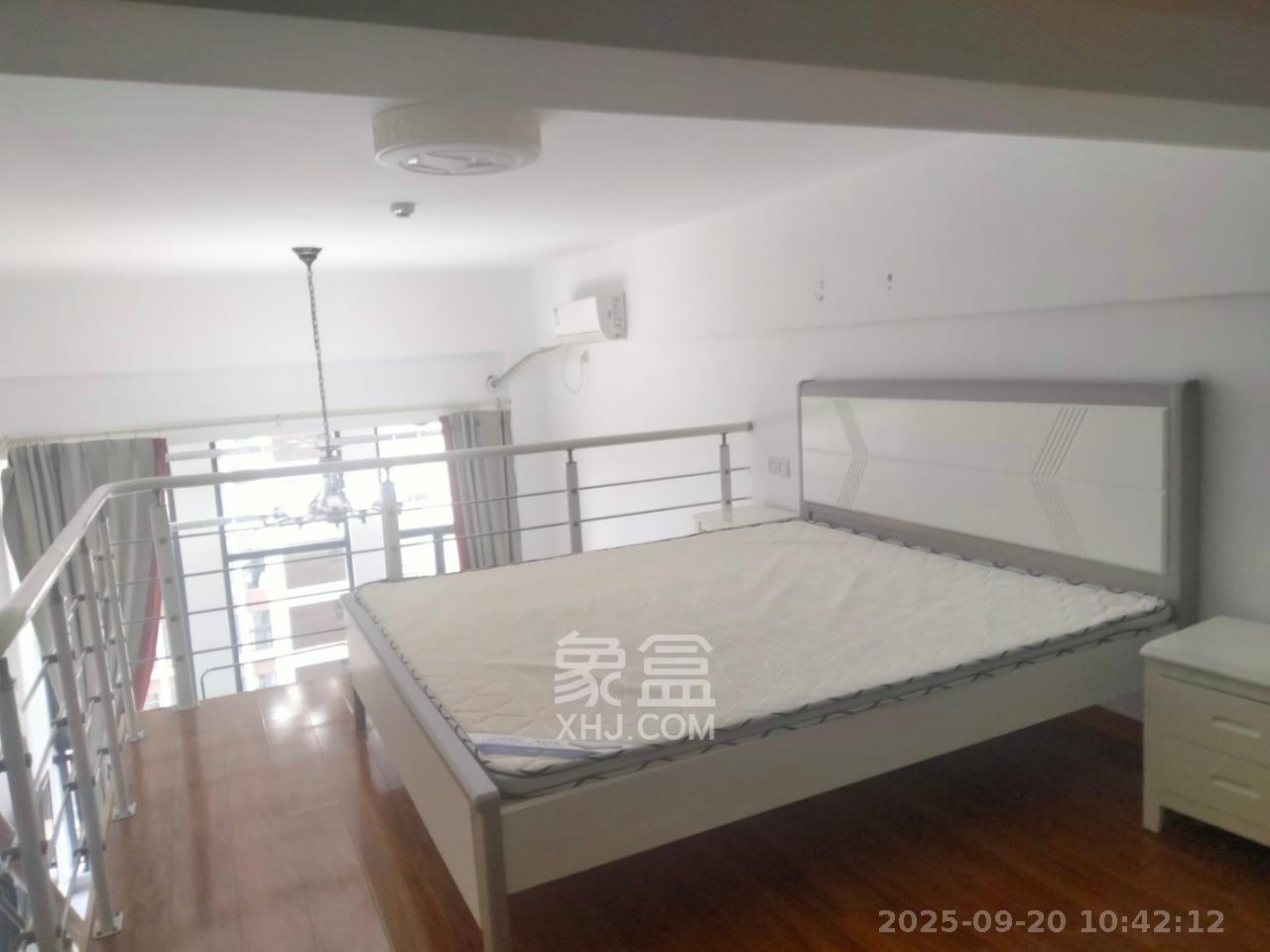 中建芙蓉嘉苑  1室1厅1卫   1600.00元/月室内图