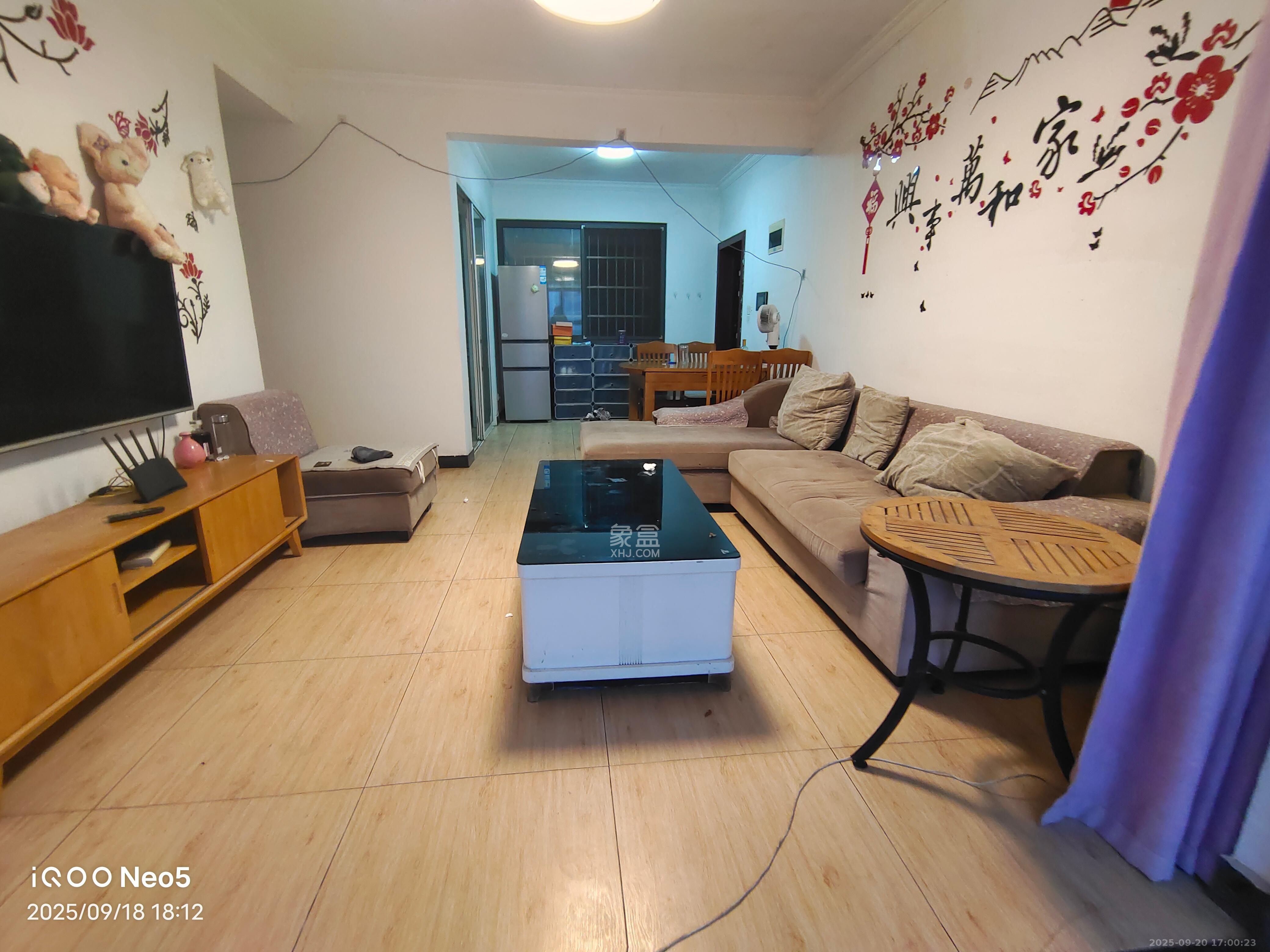 七里香榭 3室2厅1卫 1700.0元/月 七里香榭 3室2厅1卫 1700.0元/月室内图