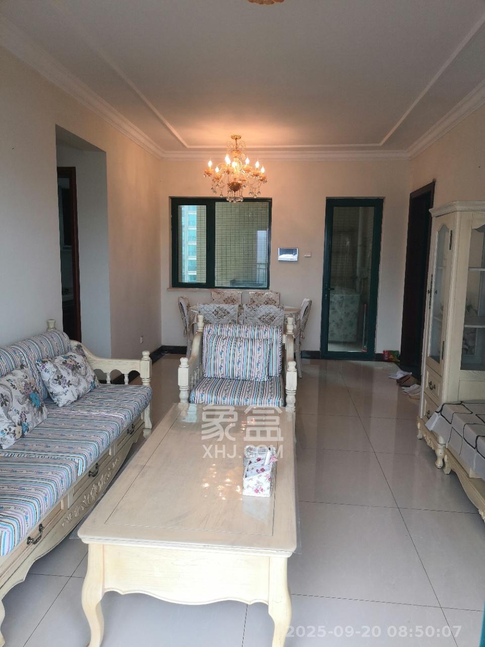 恒大城 2室2厅1卫 1800.0元/月 恒大城 2室2厅1卫 1800.0元/月室内图