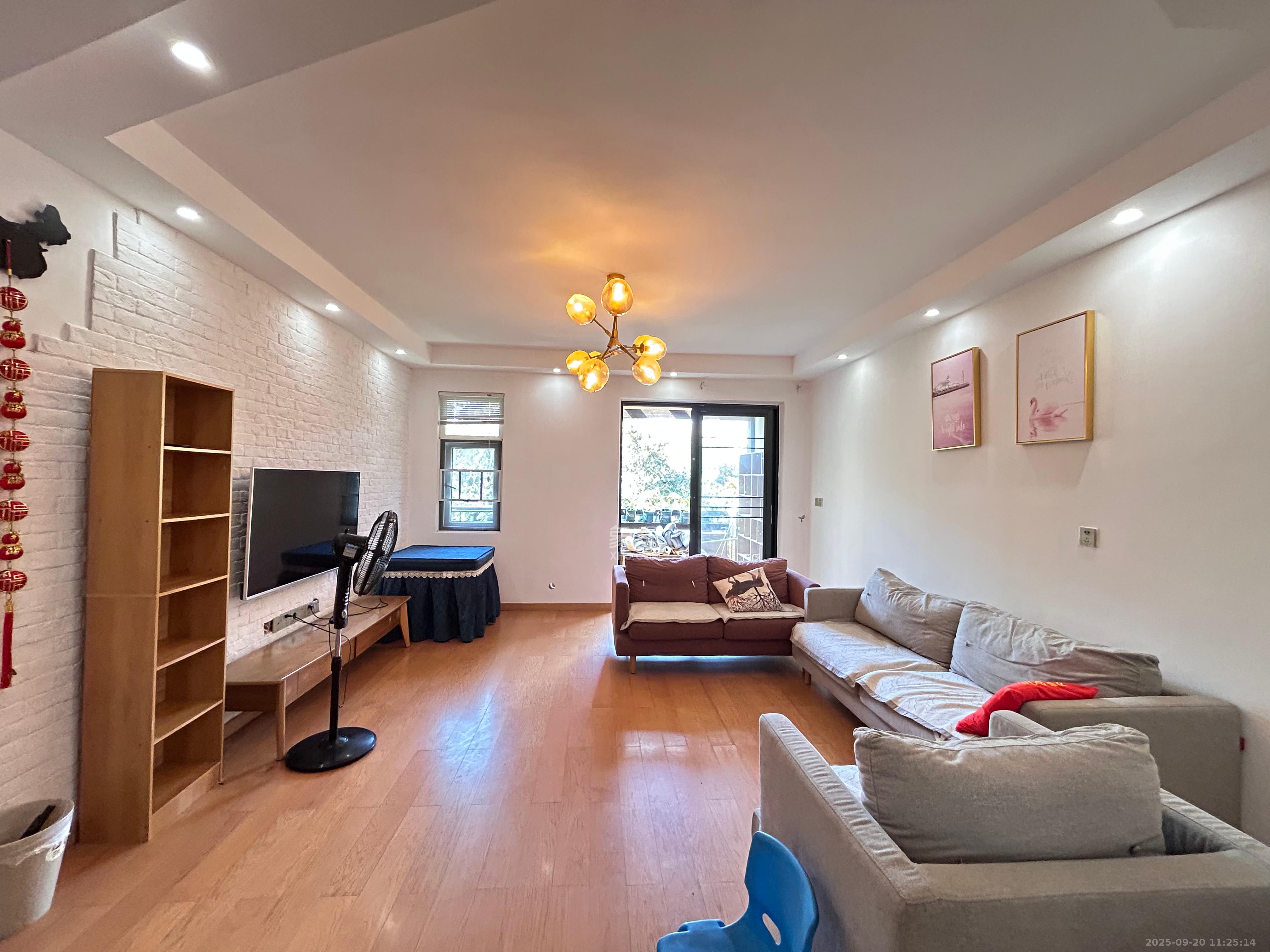 郡原居里 3室2厅1卫 2100.0元/月 郡原居里 3室2厅1卫 2100.0元/月户型图