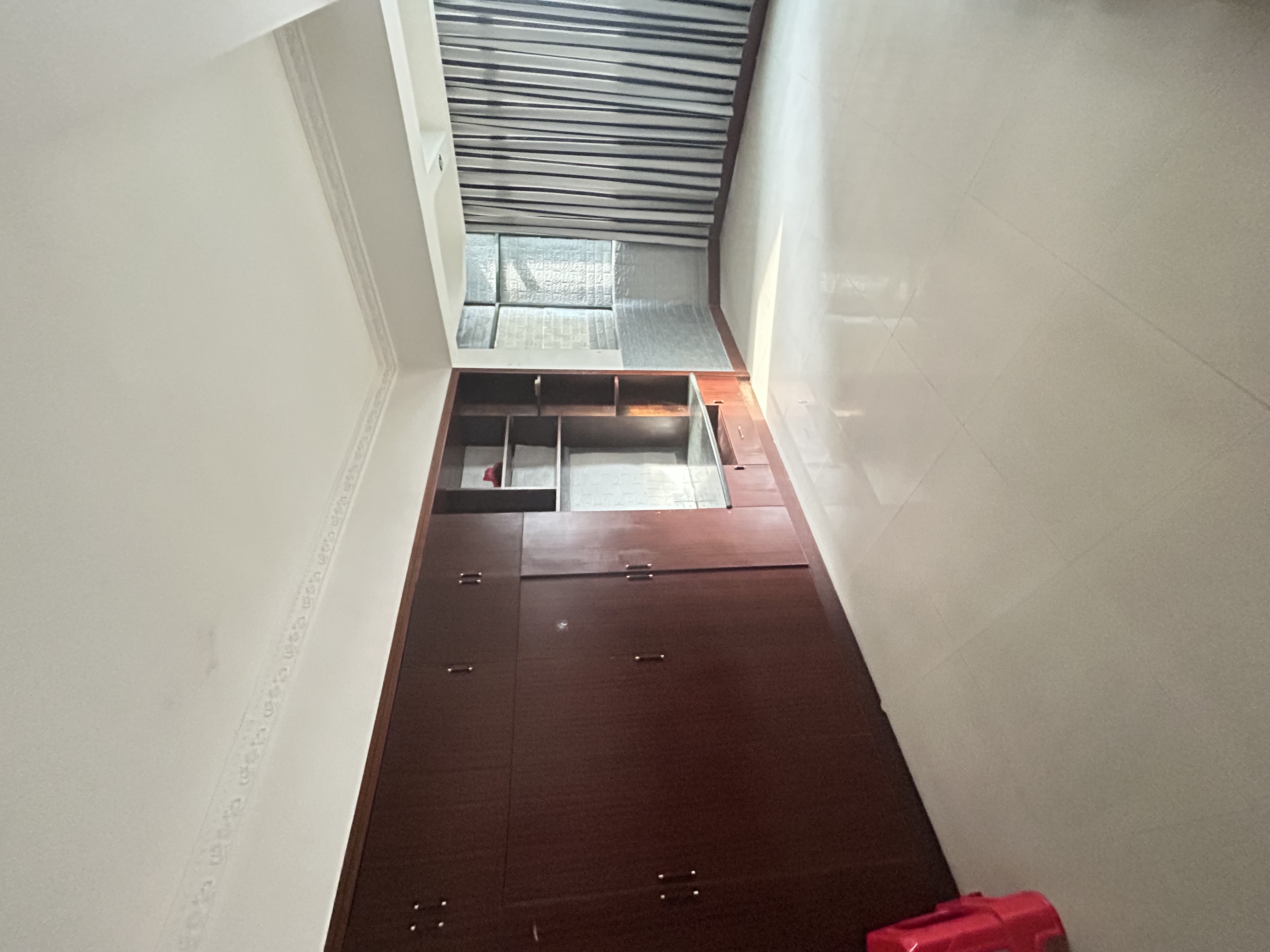 怡景花园  3室2厅1卫    2800.0元/月室内图