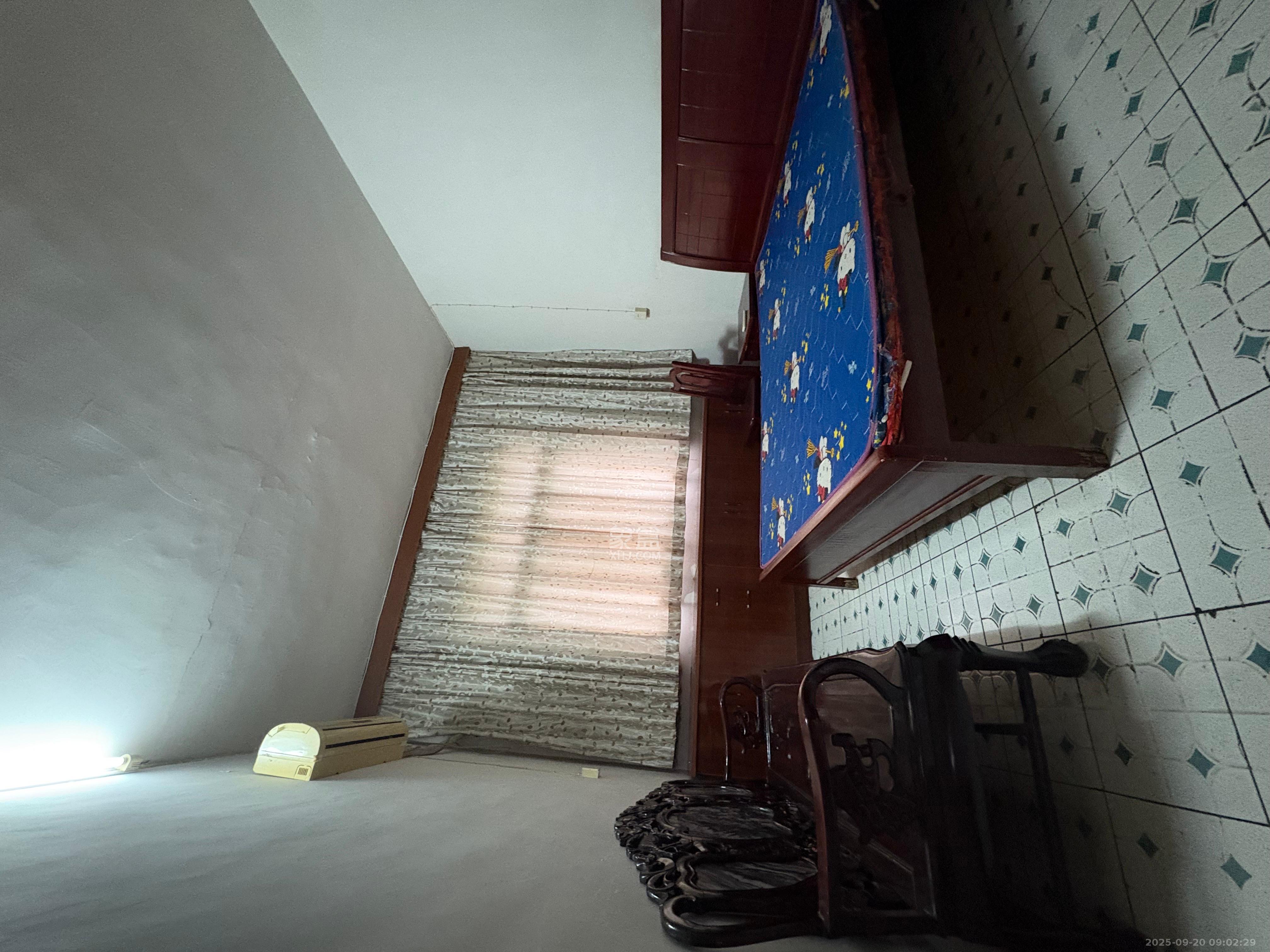 公交园小区(公交新村) 2室1厅1卫 1200.0元/月 公交园小区(公交新村) 2室1厅1卫 1200.0元/月室内图