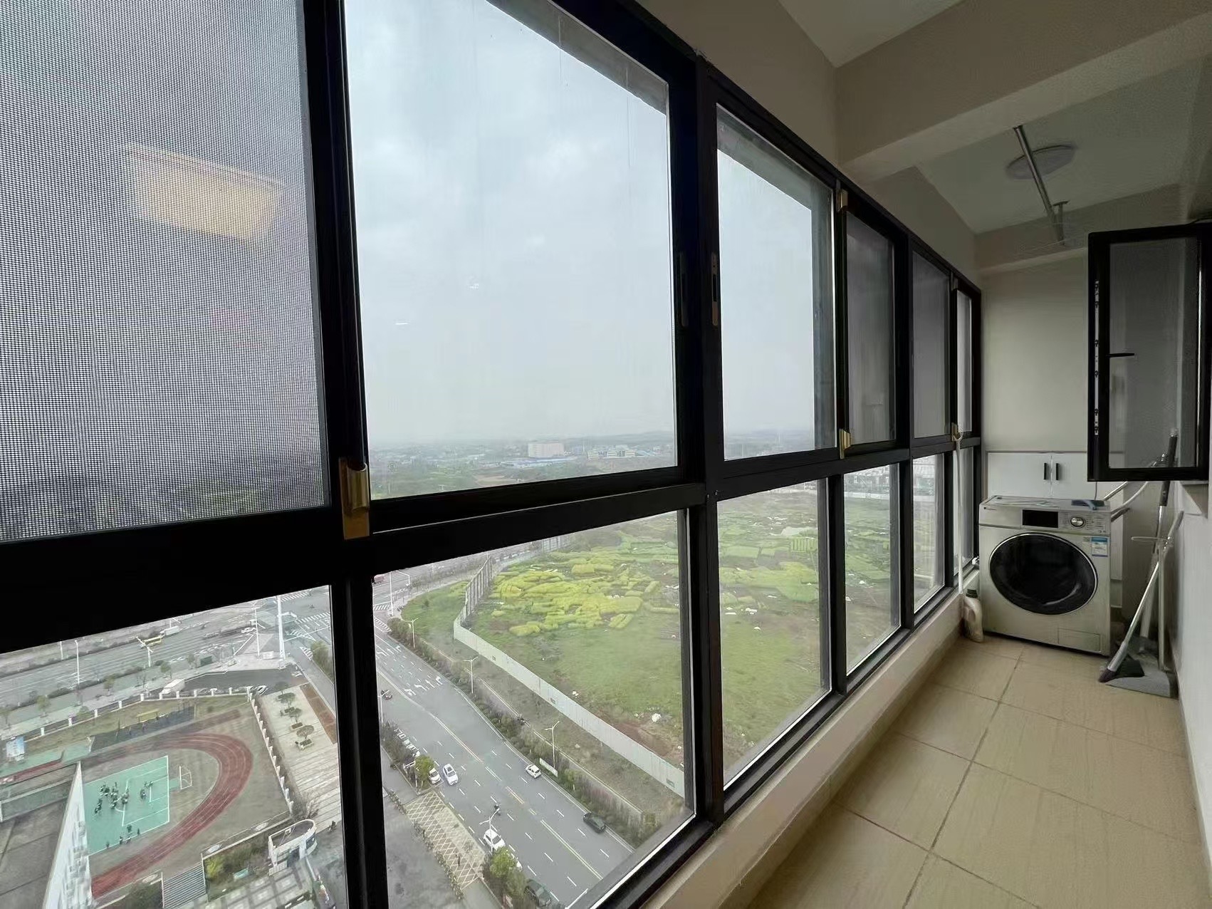 华耀碧桂园十里江湾誉峯 1室0厅0卫 2200.0元/月 华耀碧桂园十里江湾誉峯 1室0厅0卫 2200.0元/月室内图