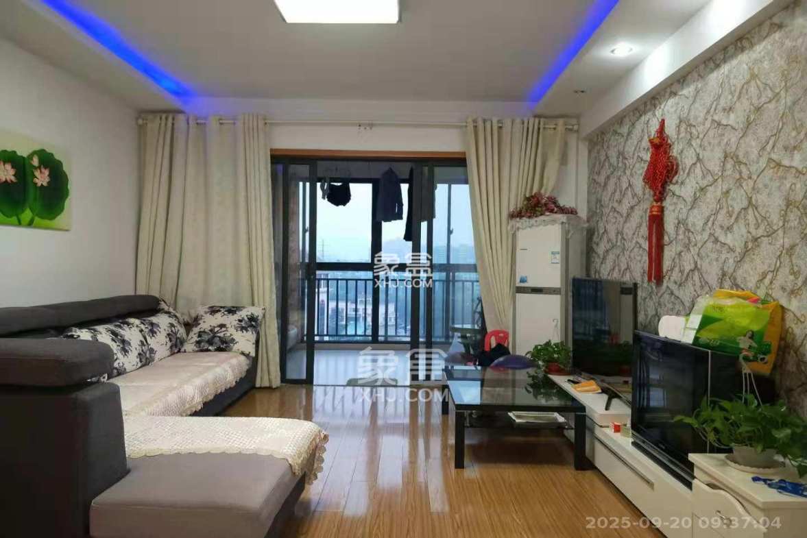 莱茵城 3室2厅1卫 2100.0元/月 莱茵城 3室2厅1卫 2100.0元/月室内图