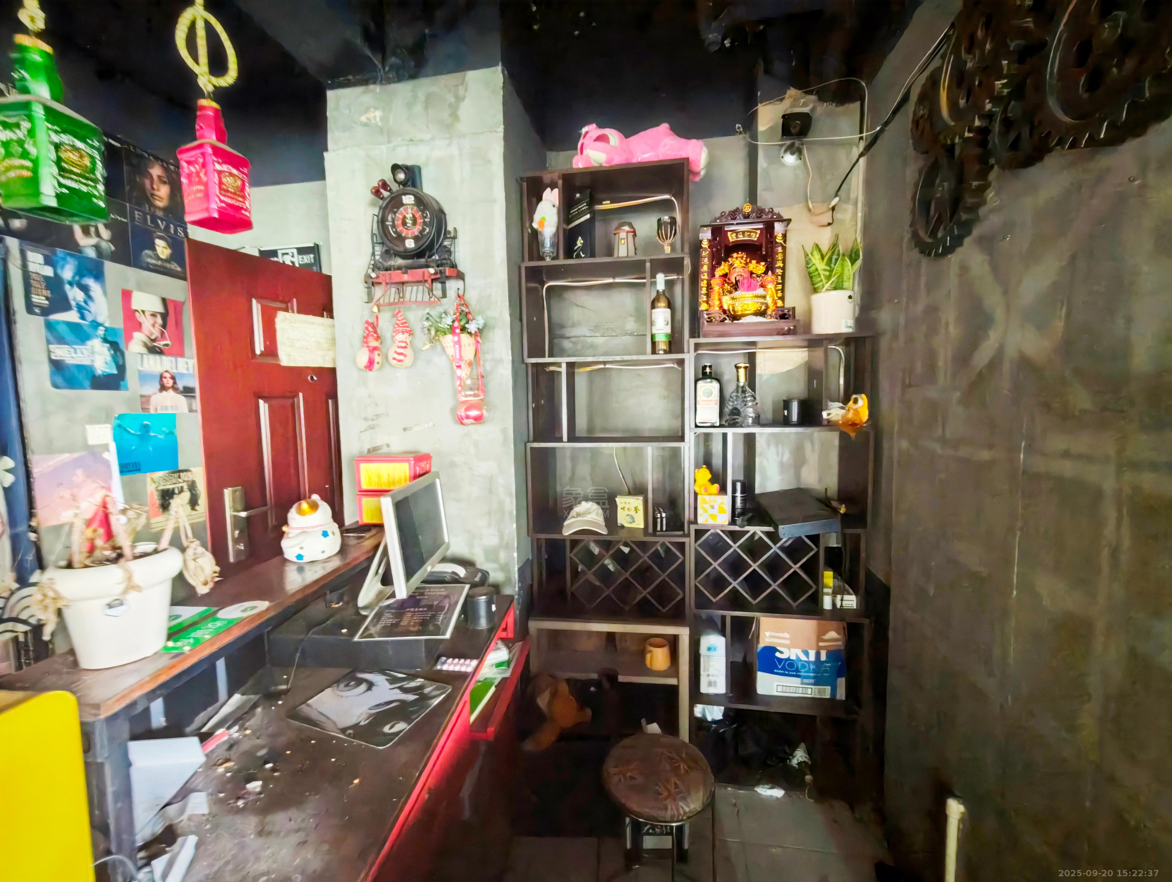 家润多 1室1厅1卫 3000.0元/月 家润多 1室1厅1卫 3000.0元/月室内图