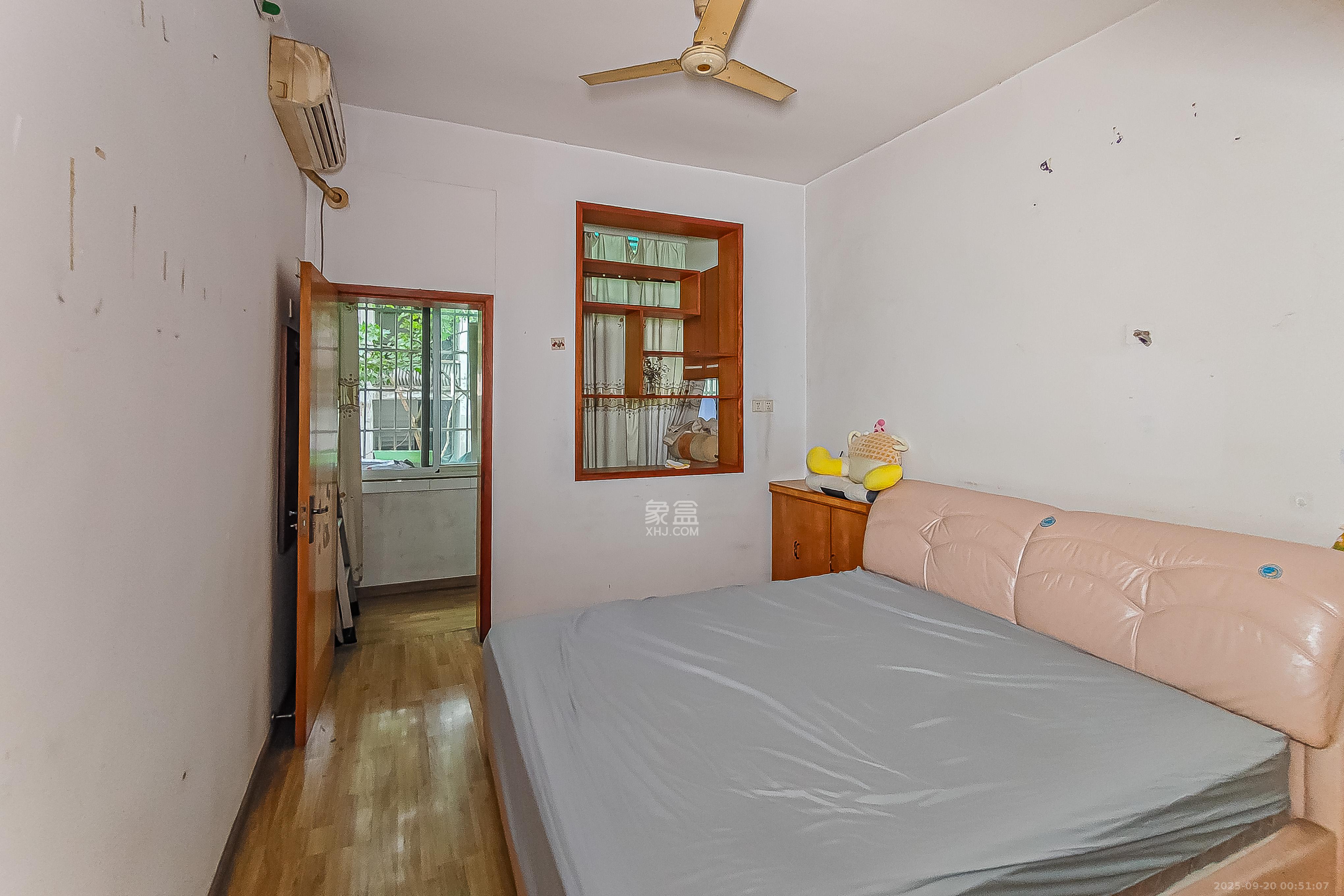 东瓜山二村  1室1厅1卫    28.0万卧室