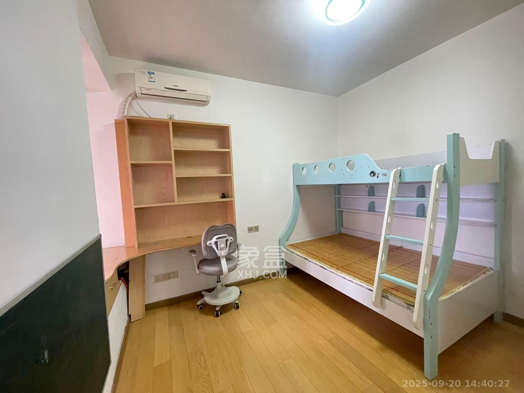 新盛珑璟台 2室2厅1卫 2000.0元/月 新盛珑璟台 2室2厅1卫 2000.0元/月室内图