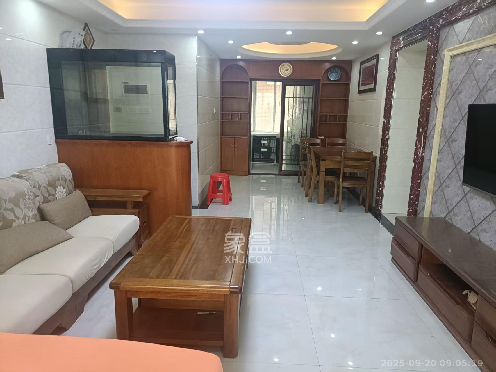 恒广国际景园一二区 3室2厅1卫 2400.0元/月 恒广国际景园一二区 3室2厅1卫 2400.0元/月室内图