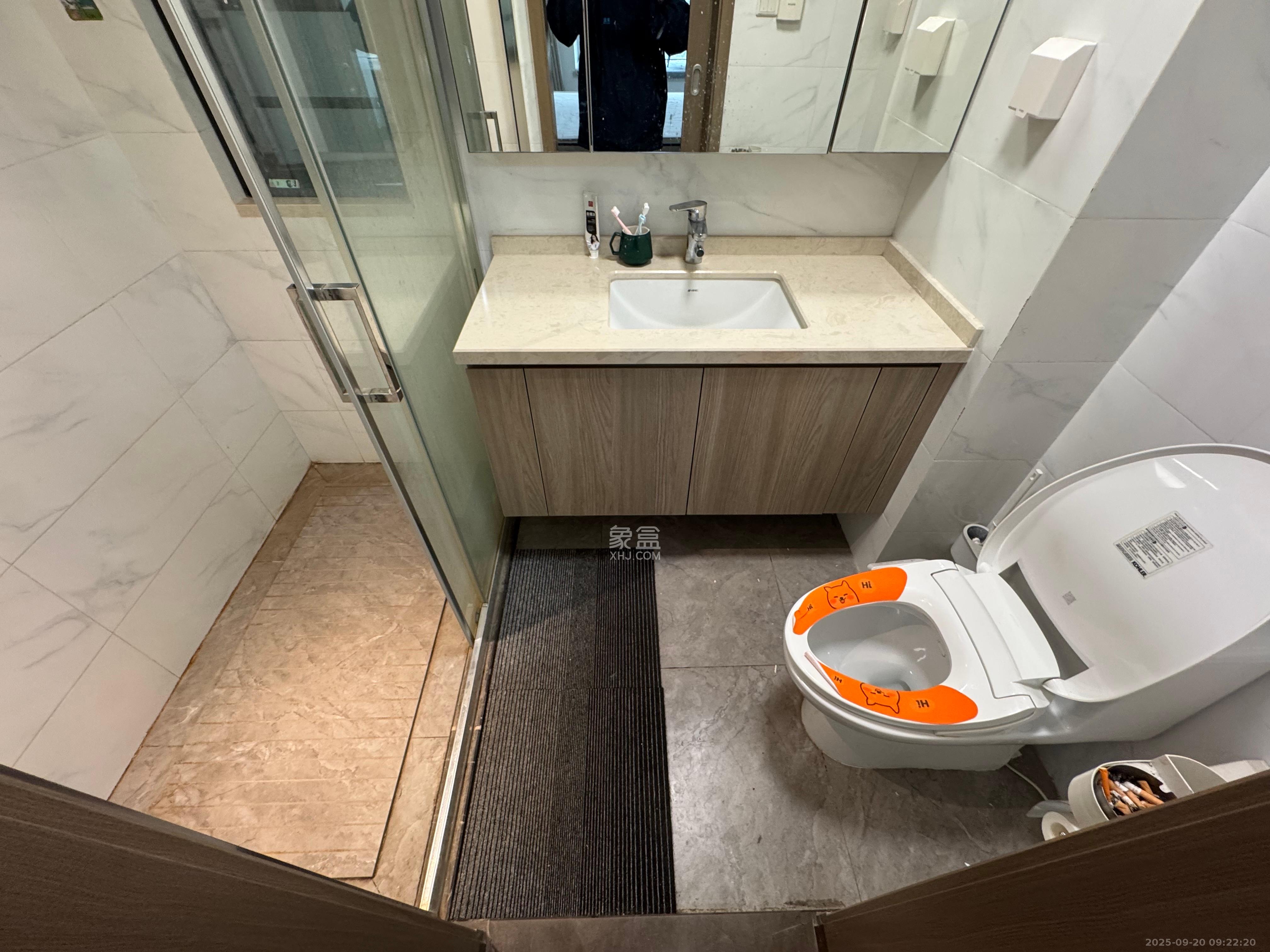 越秀亲爱里  1室1厅1卫    3300.0元/月 越秀亲爱里  1室1厅1卫    3300.0元/月室内图