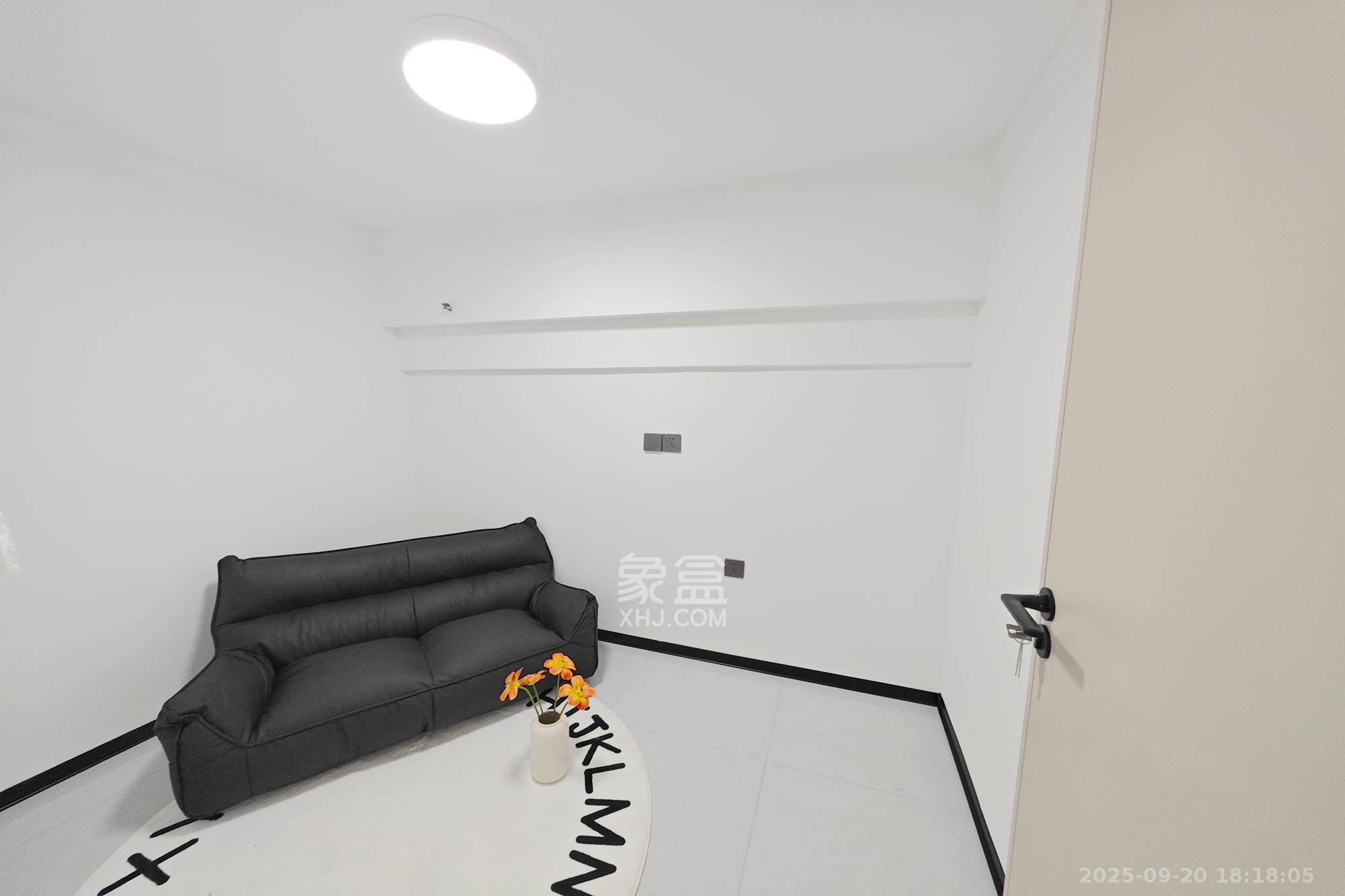 格蓝康都 2室2厅1卫 56.8万 格蓝康都 2室2厅1卫 56.8万卧室