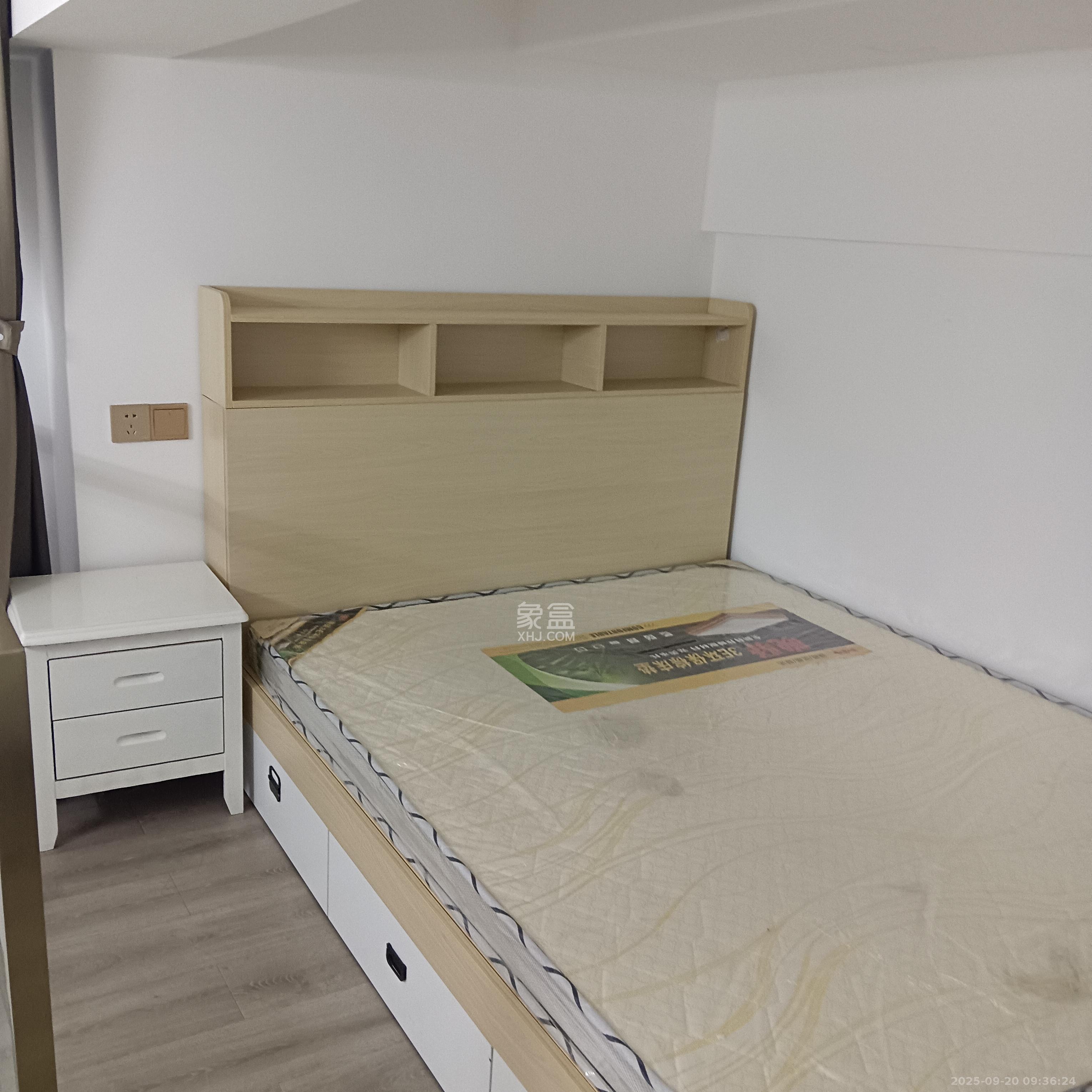 天鸿天府（天鸿中央大院）  2室1厅1卫    1900.0元/月室内图