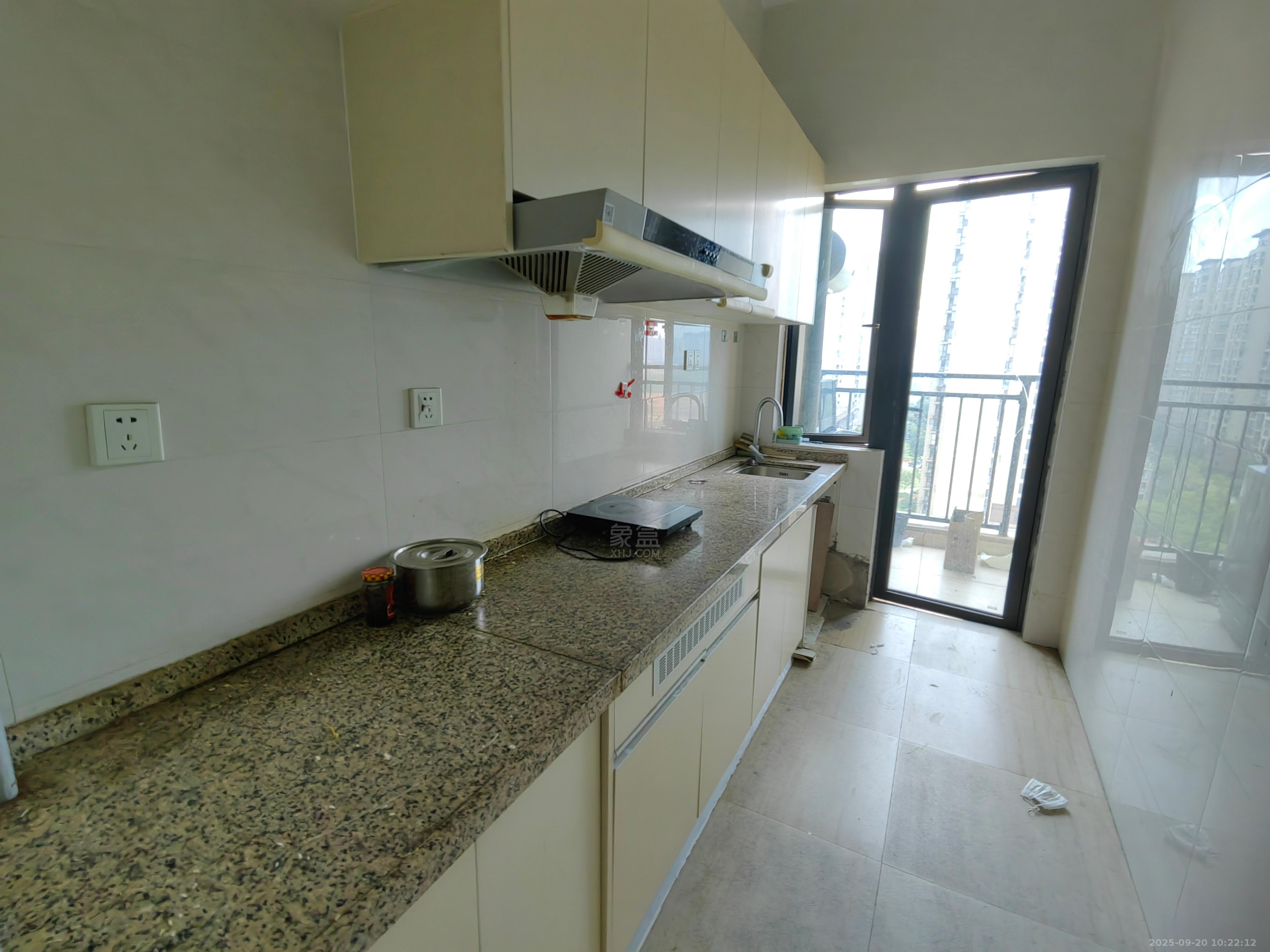 碧桂园 2室1厅1卫 1500.0元/月 碧桂园 2室1厅1卫 1500.0元/月室内图