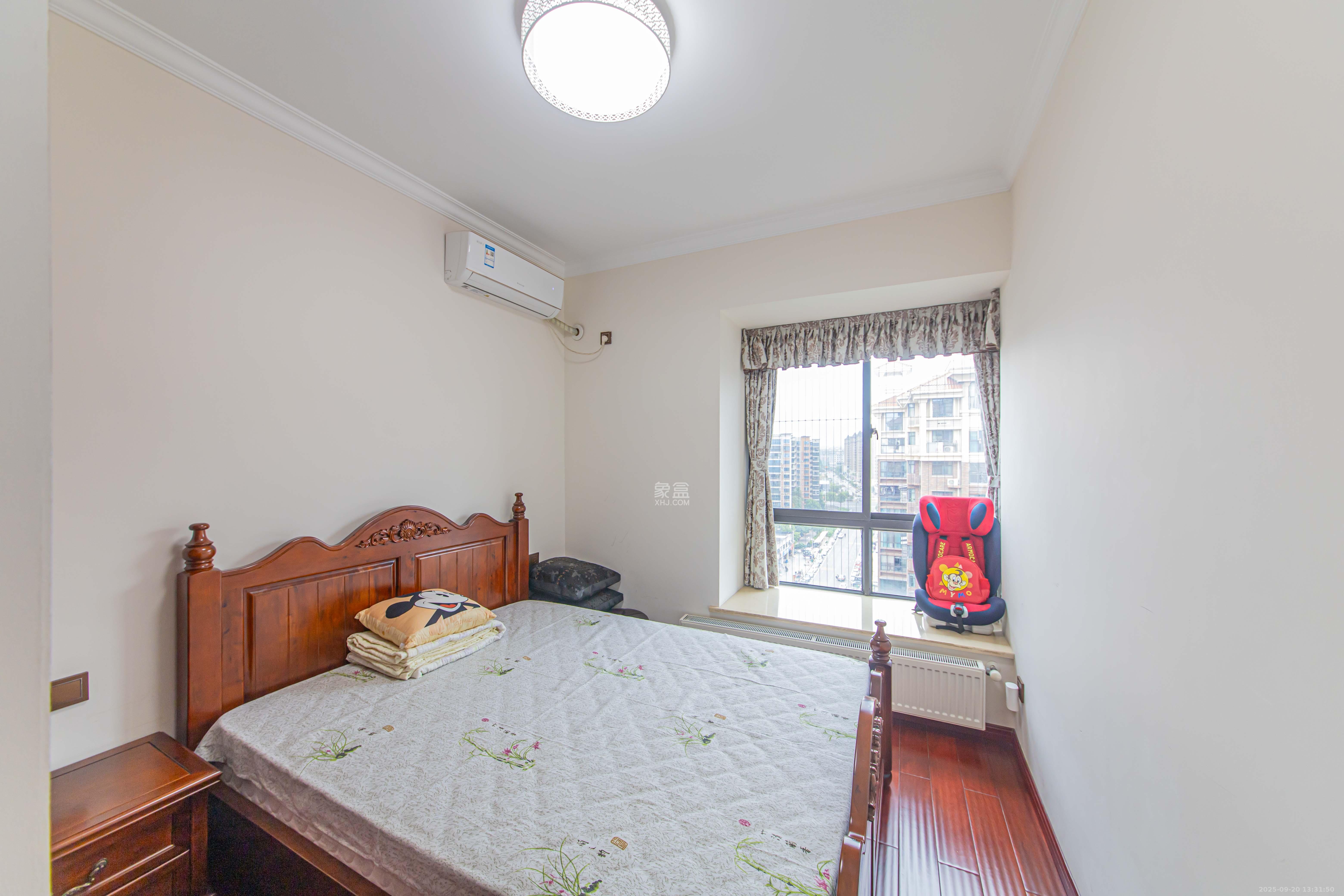 夏威夷碧水春城(碧桂园城市花园) 4室2厅2卫 168.0万 夏威夷碧水春城(碧桂园城市花园) 4室2厅2卫 168.0万卧室