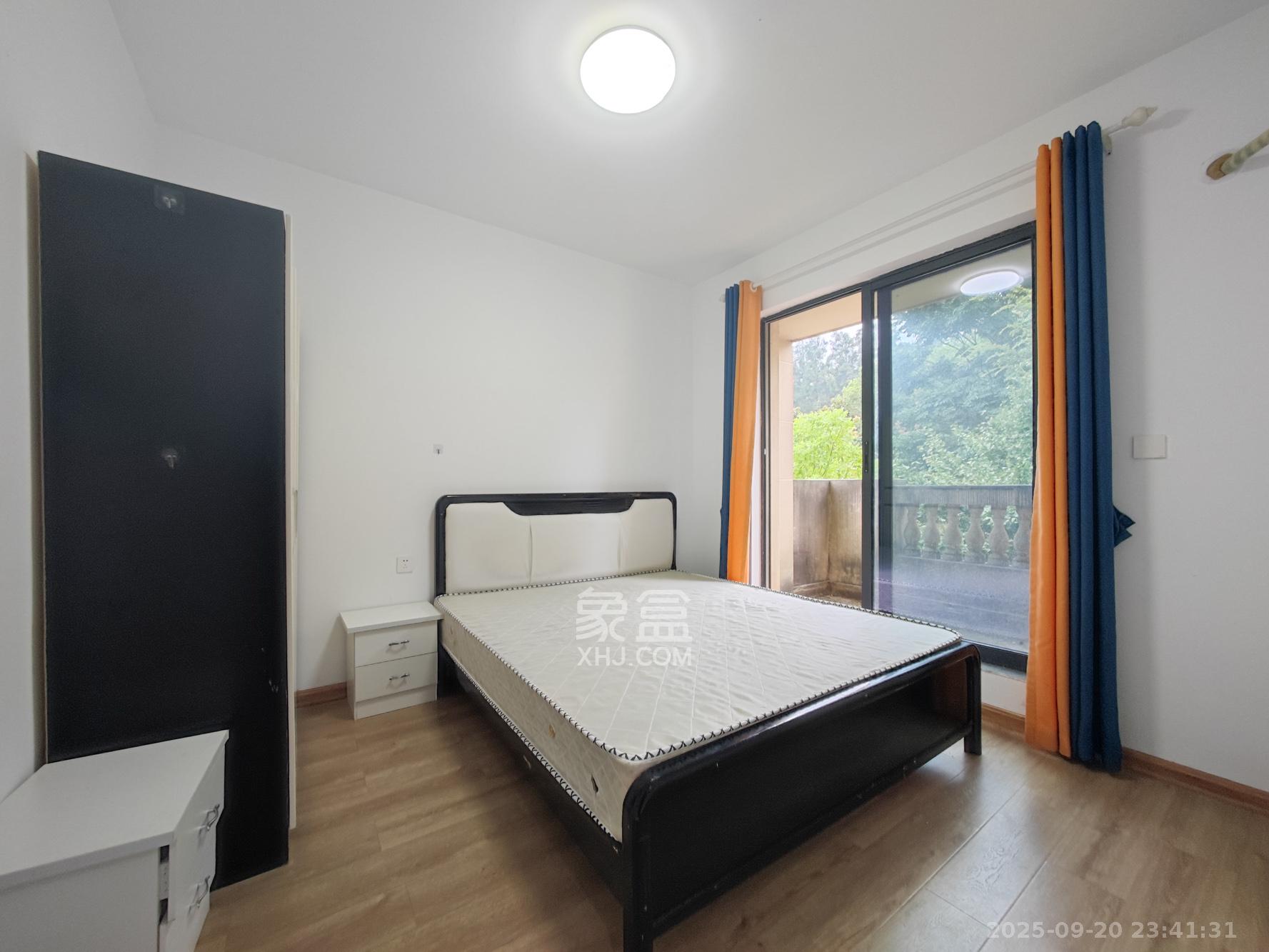 五矿万境园  4室2厅1卫    160.0万卧室