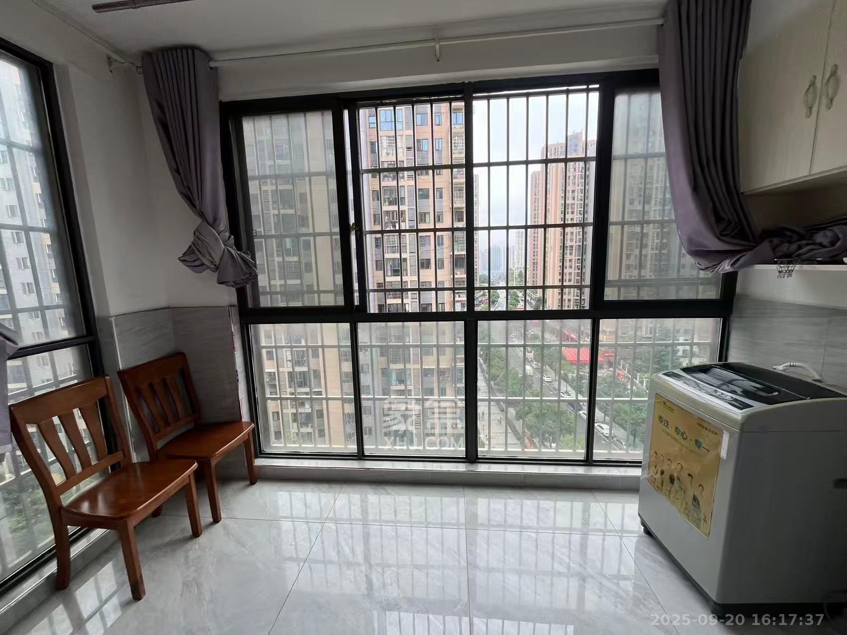 朝正美苑  2室1厅1卫    2300.0元/月室内图