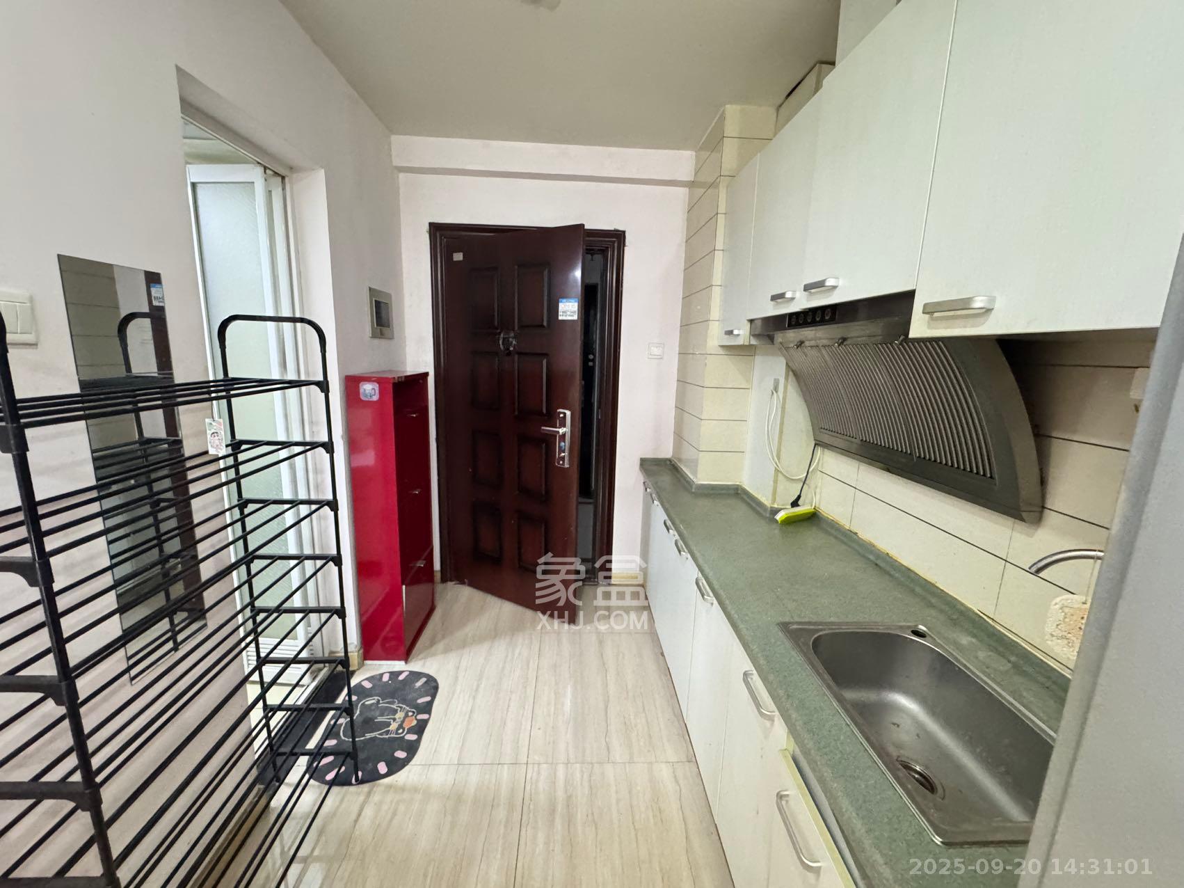 长城华都  1室1厅1卫    1500.0元/月室内图