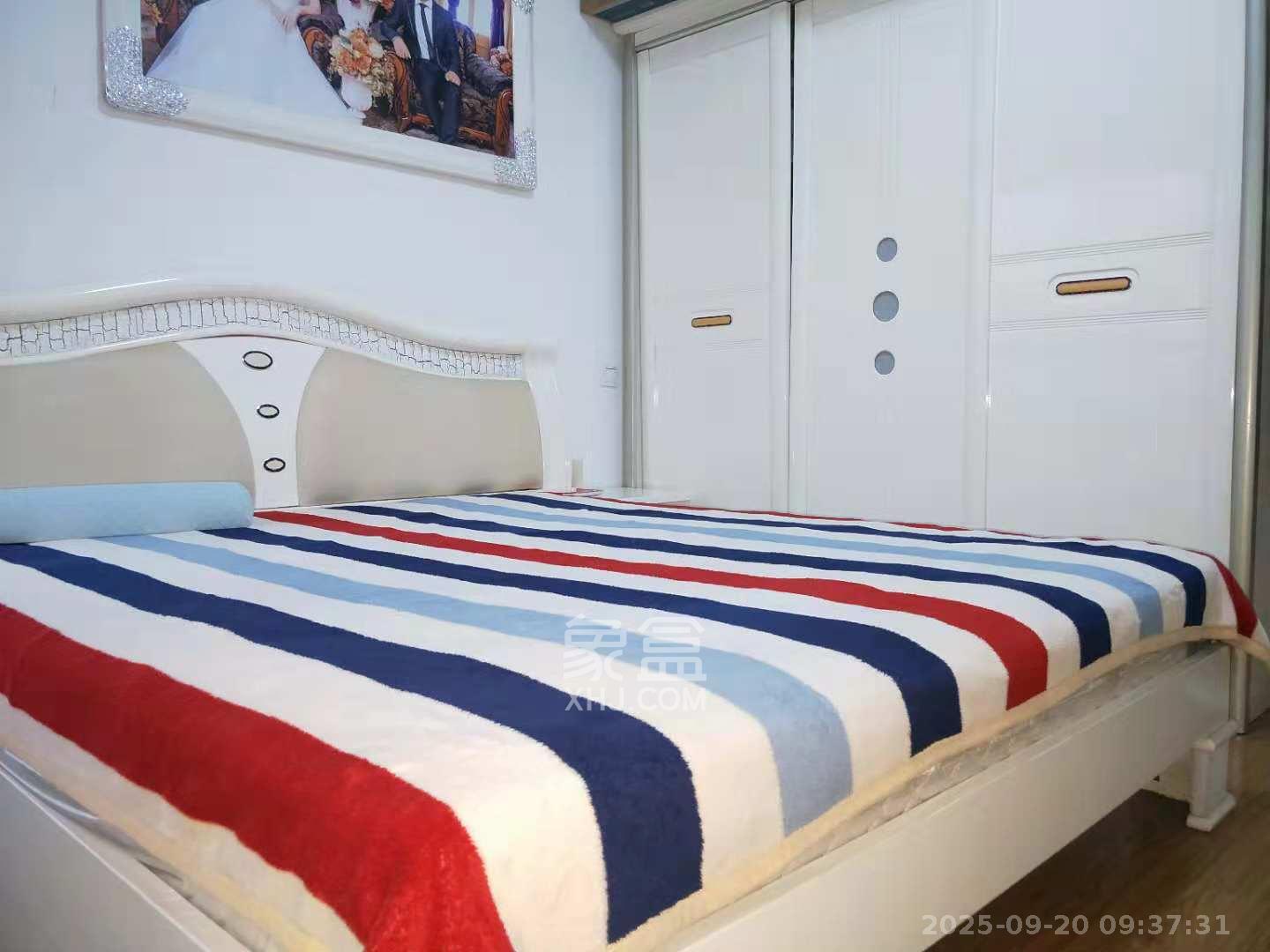 莱茵城 3室2厅1卫 2100.0元/月 莱茵城 3室2厅1卫 2100.0元/月室内图