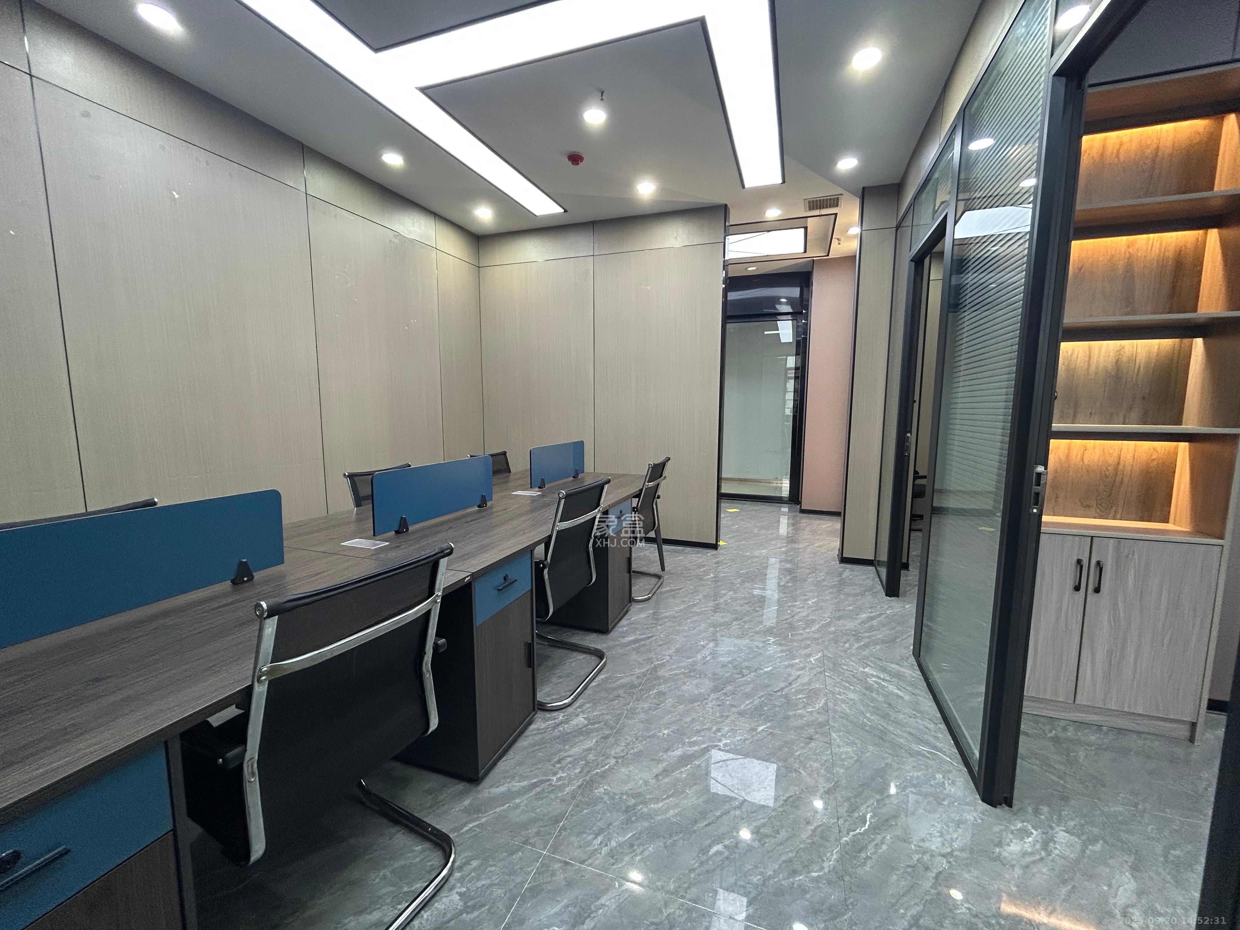 华润置地广场二期  1室1厅1卫    5800.0元/月室内图