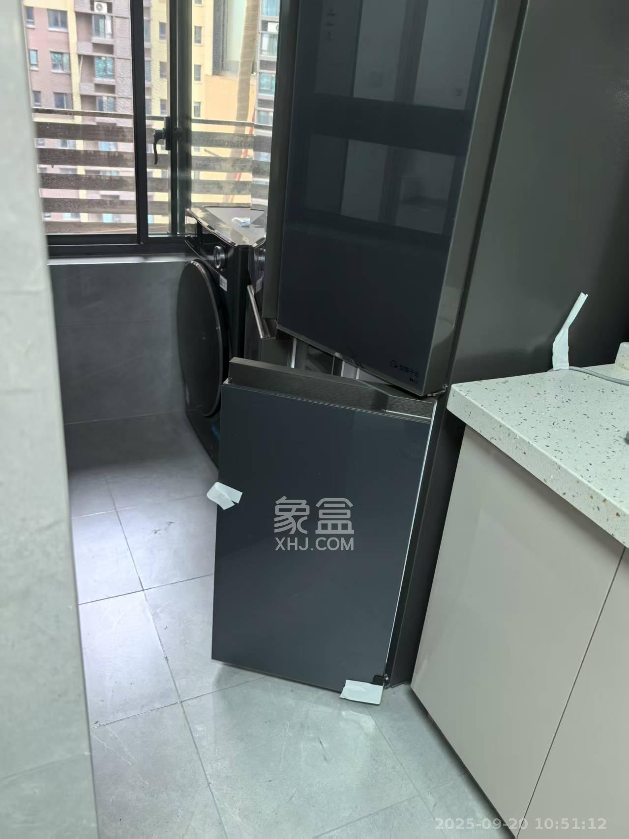 保利城(中航城国际社区、郡原美村) 3室2厅2卫 2900.0元/月 保利城(中航城国际社区、郡原美村) 3室2厅2卫 2900.0元/月室内图