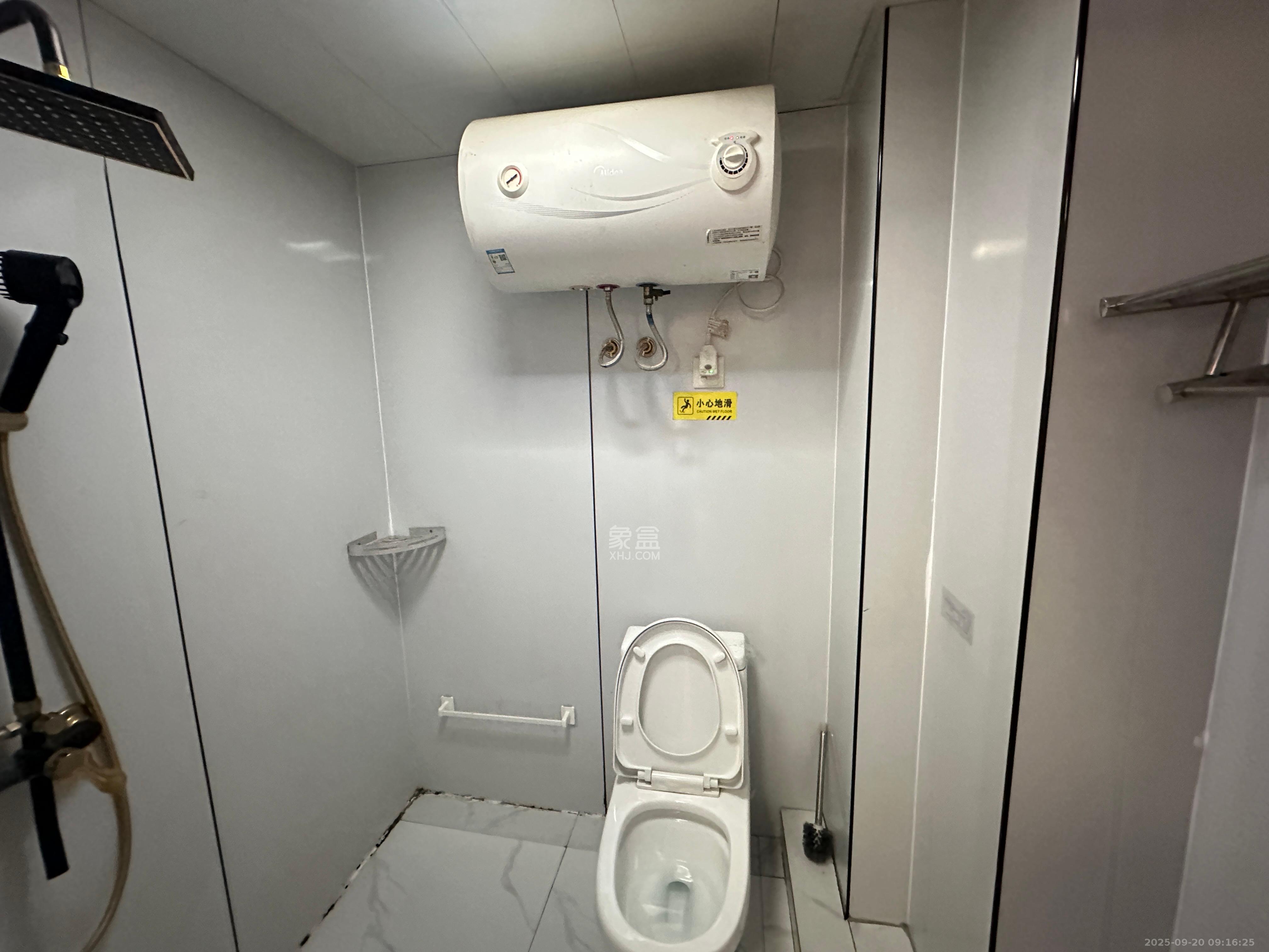 蚂蚁工房 1室1厅1卫 1700.0元/月 蚂蚁工房 1室1厅1卫 1700.0元/月室内图