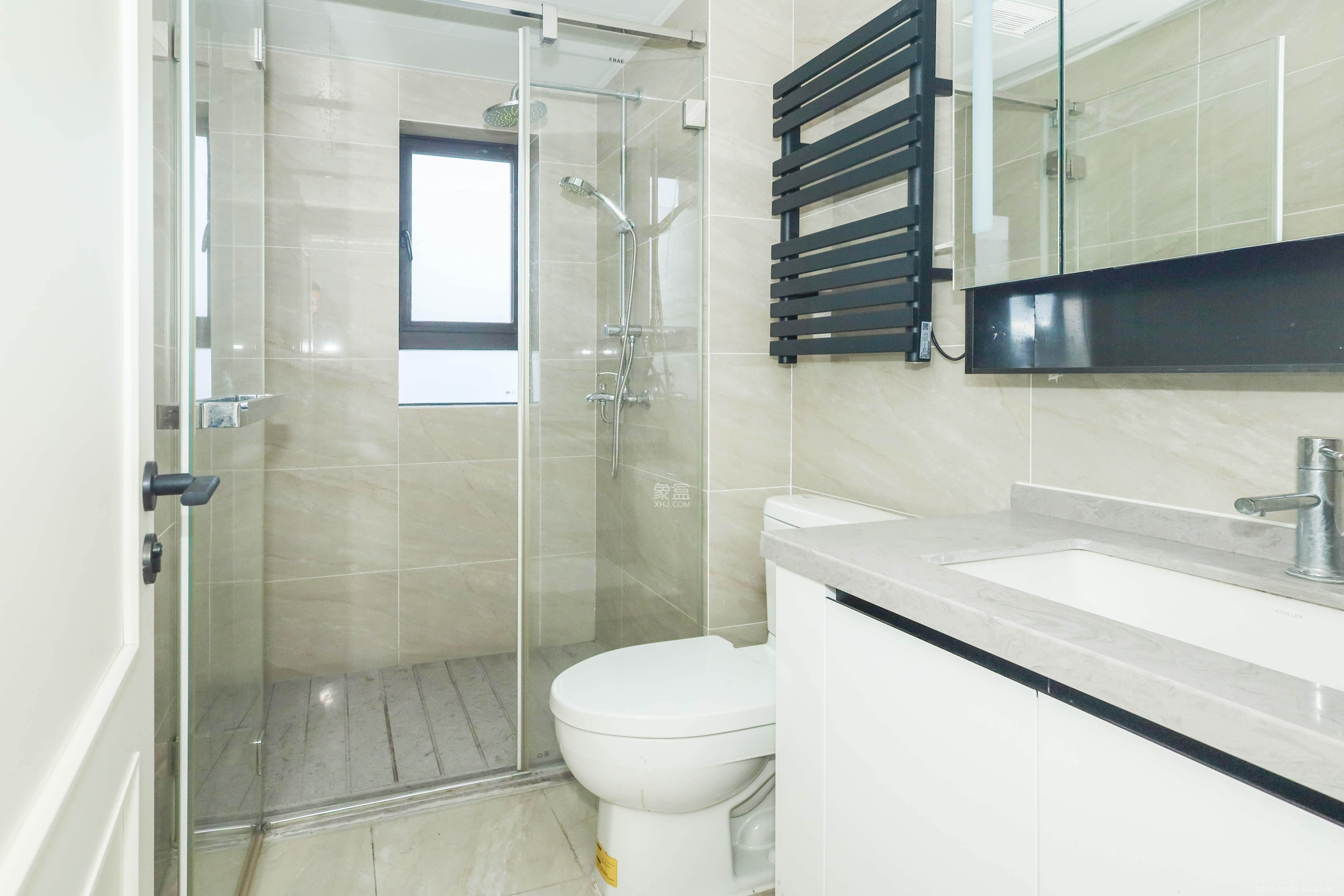 万科金色梦想D区 3室2厅2卫 120.0万 万科金色梦想D区 3室2厅2卫 120.0万卫生间