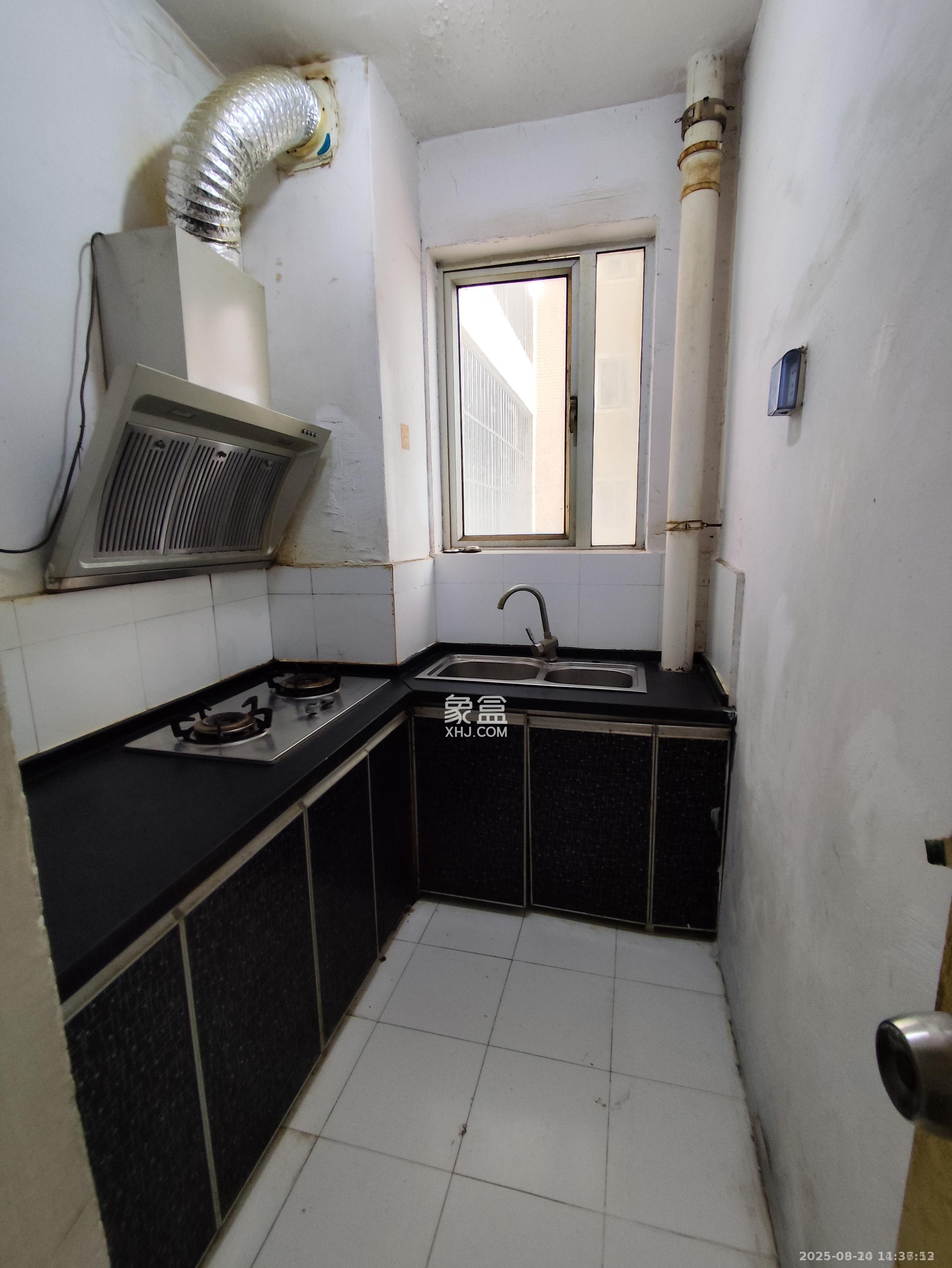 凯通国际城(凯通朝庭) 2室2厅1卫 1600.0元/月 凯通国际城(凯通朝庭) 2室2厅1卫 1600.0元/月室内图