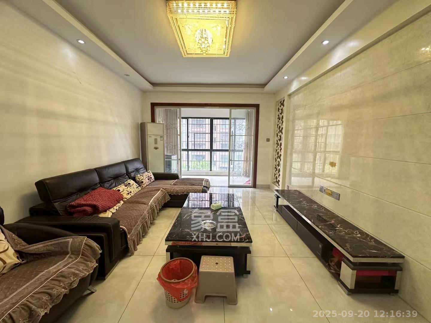 湖湘林语三期 2室2厅1卫 1500.0元/月 湖湘林语三期 2室2厅1卫 1500.0元/月室内图