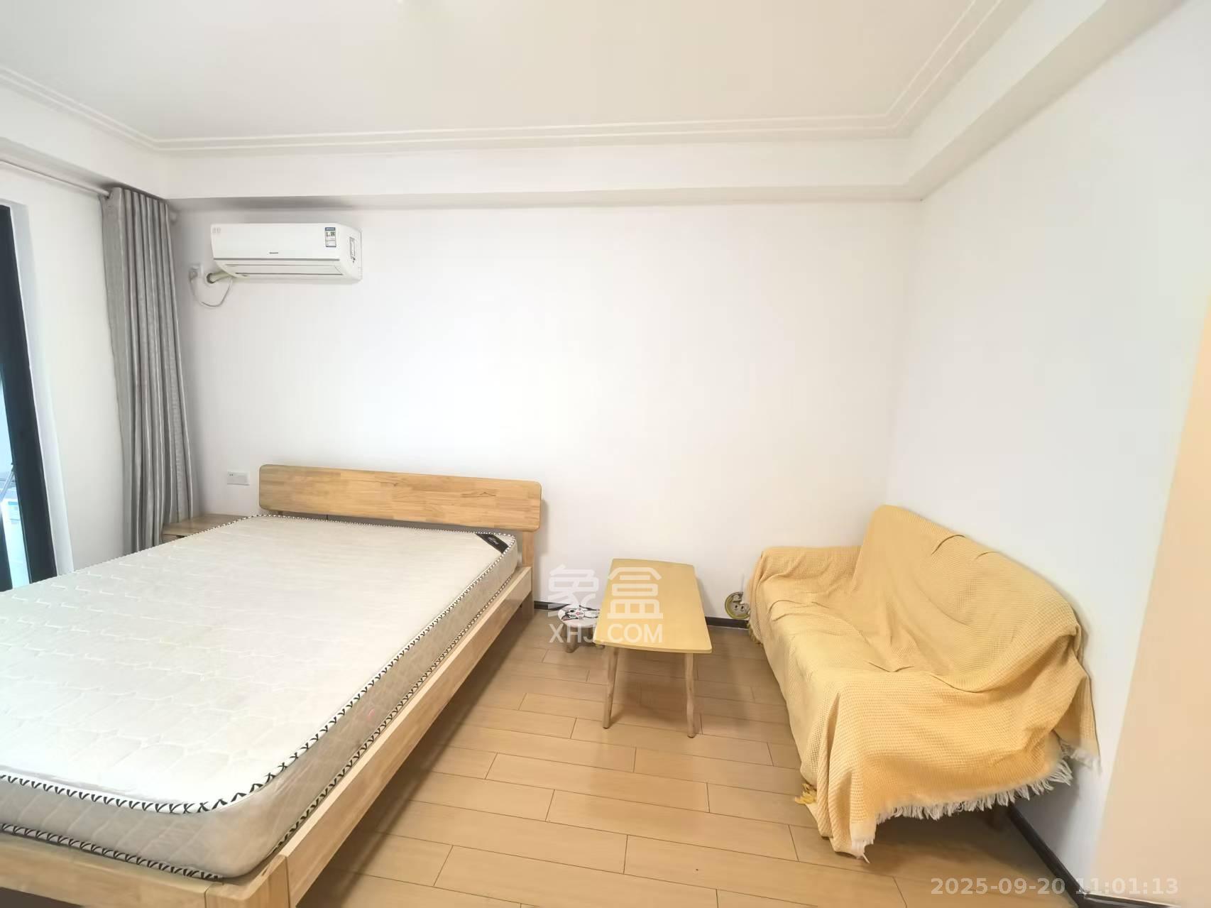 中海新城熙岸(中信新城五期) 1室1厅1卫 1200.0元/月 中海新城熙岸(中信新城五期) 1室1厅1卫 1200.0元/月室内图