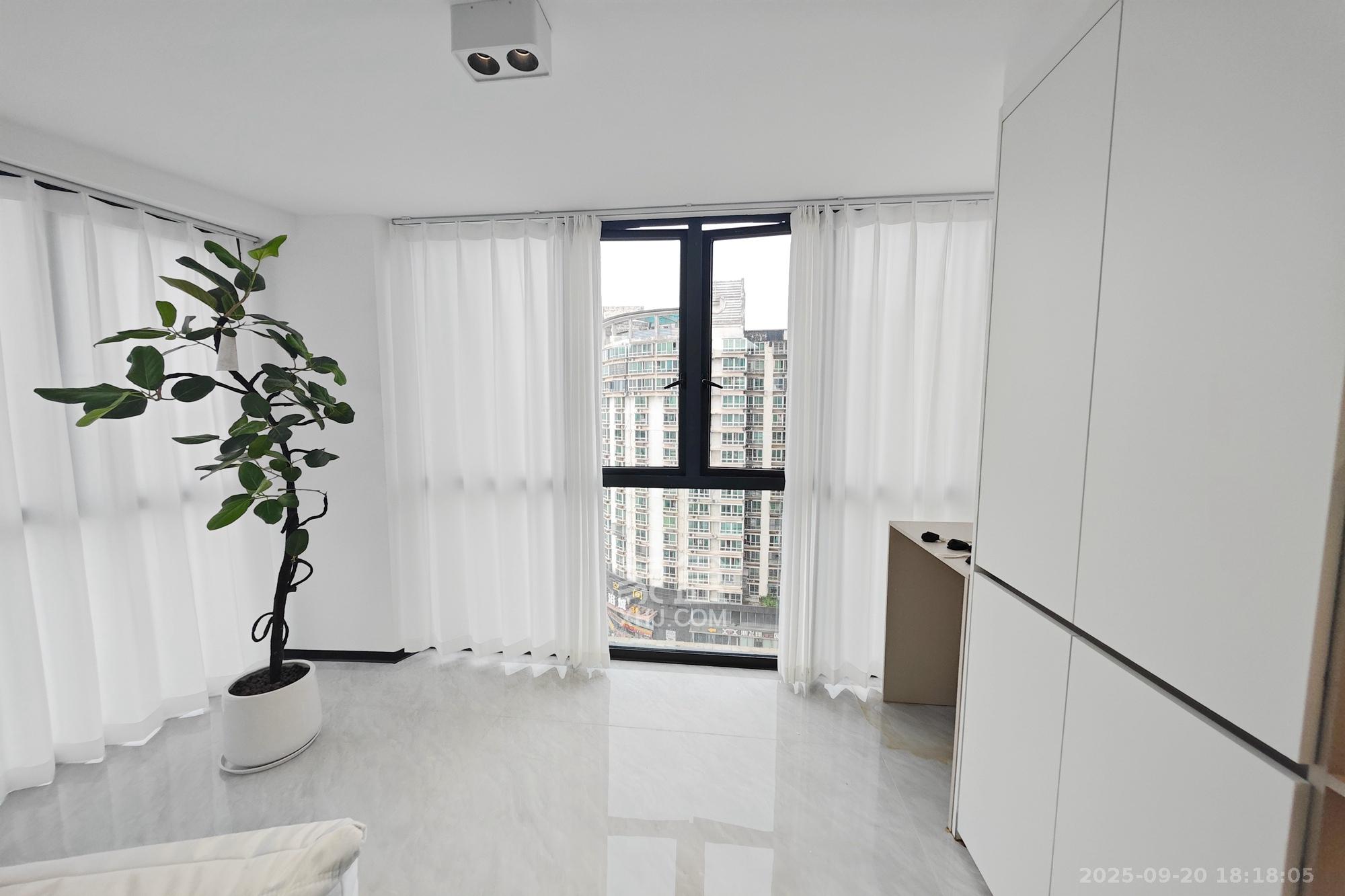 格蓝康都 2室2厅1卫 56.8万 格蓝康都 2室2厅1卫 56.8万阳台