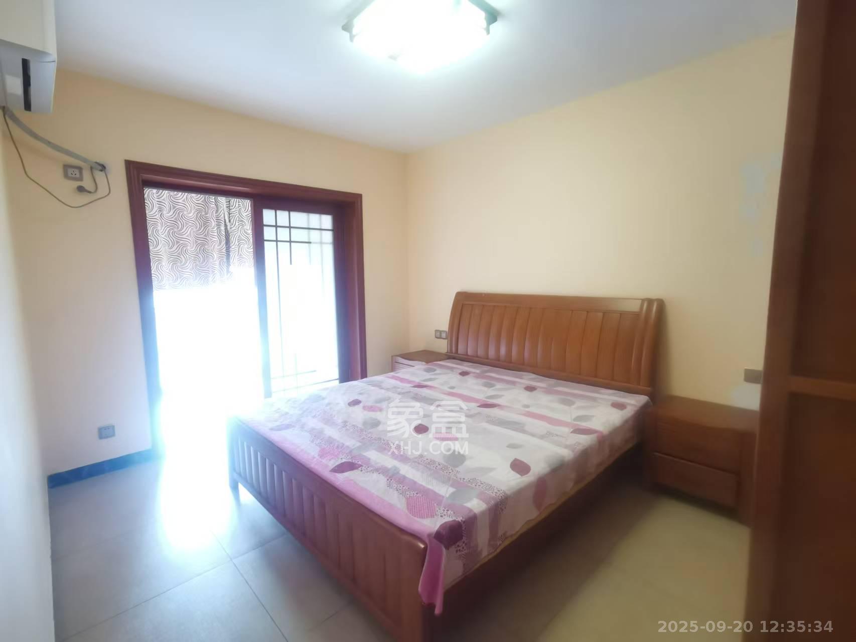 枫林美景  2室2厅1卫    1700.0元/月室内图