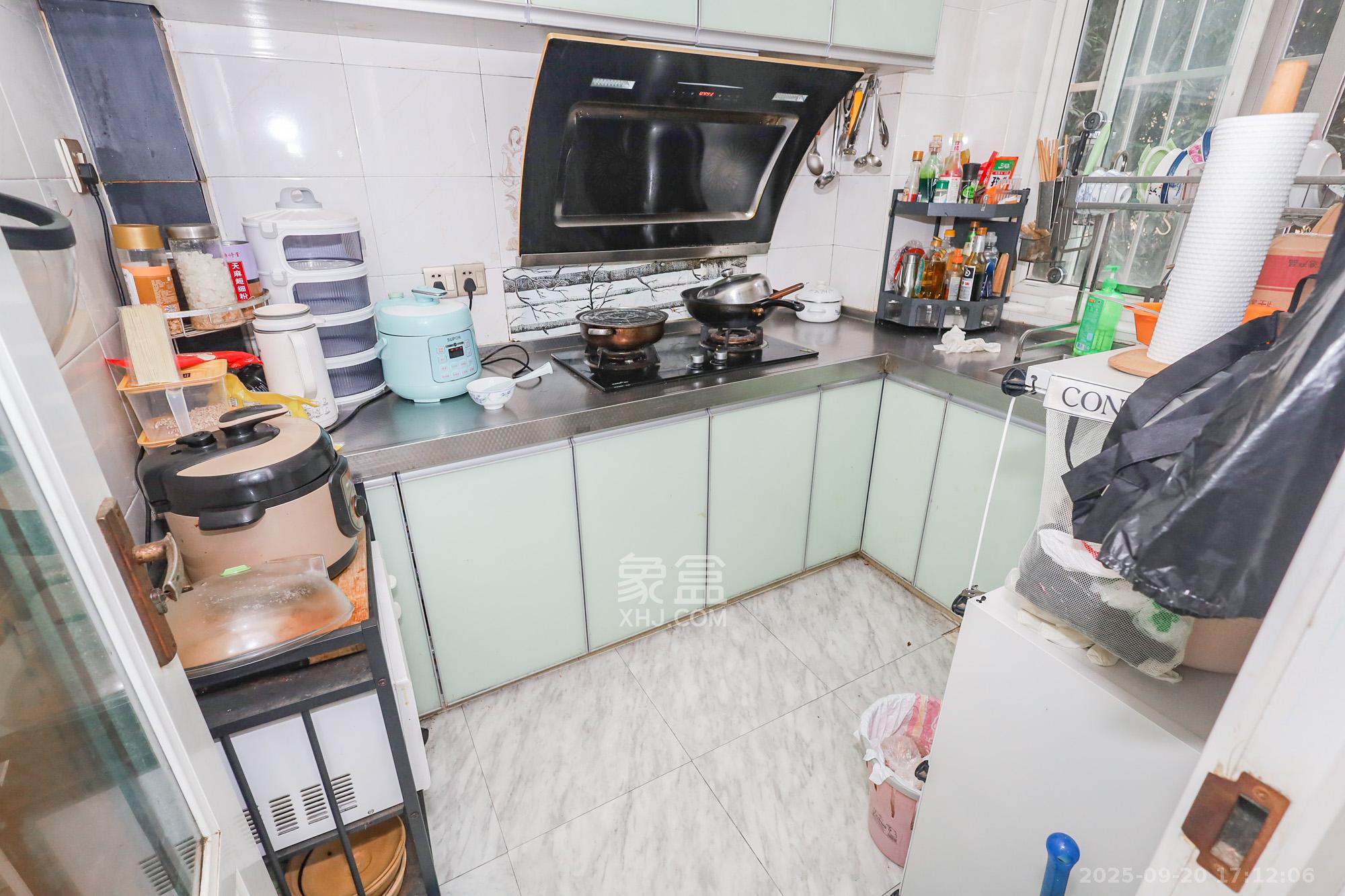 德润园 3室2厅1卫 67.8万 德润园 3室2厅1卫 67.8万厨房