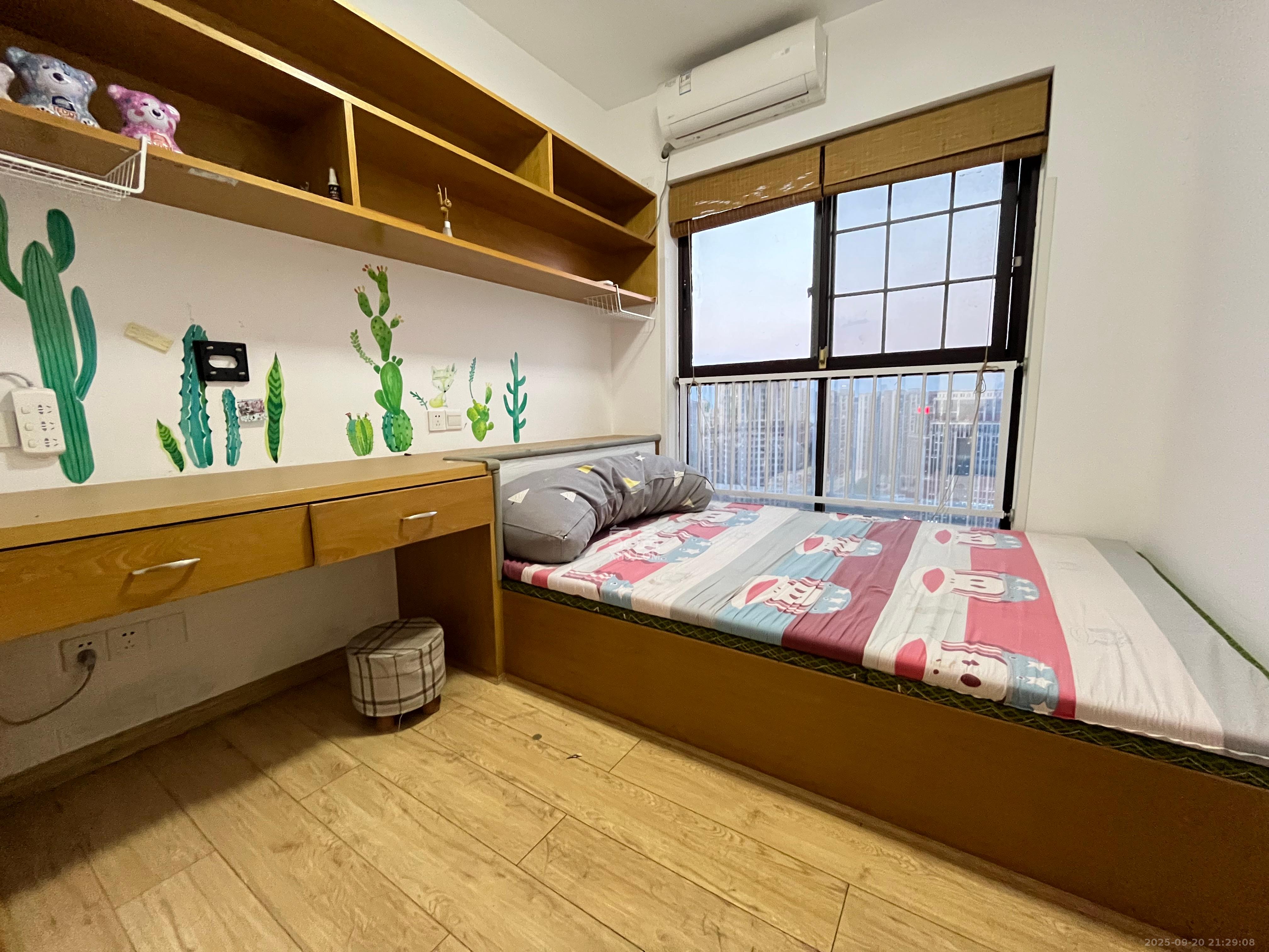 合能洋湖公馆  3室2厅2卫    2800.0元/月室内图