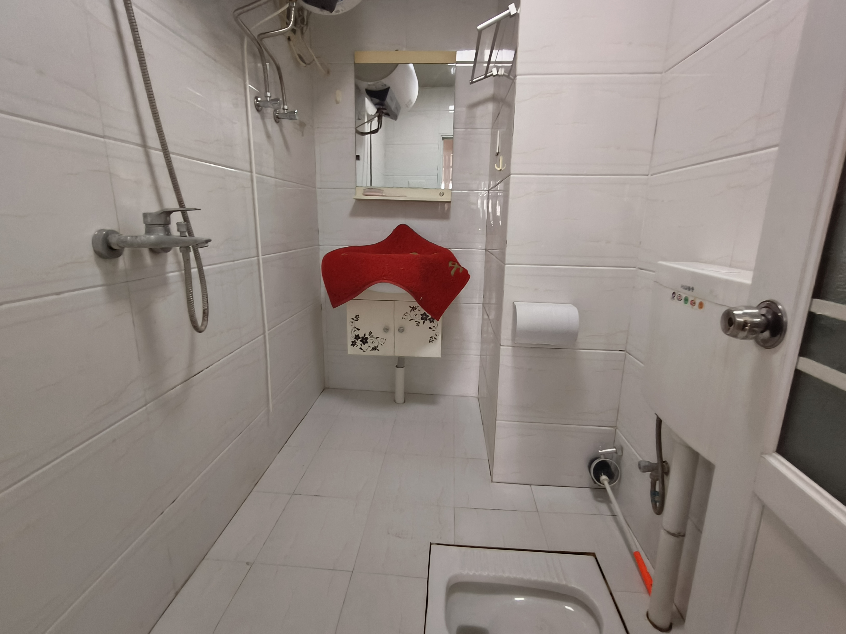 维港十字街 1室1厅1卫 1300.0元/月 维港十字街 1室1厅1卫 1300.0元/月室内图