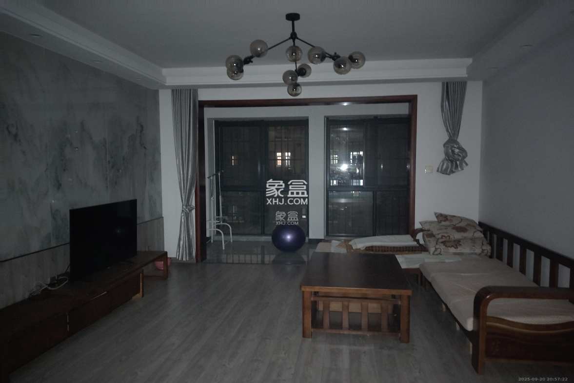 丰源国际 3室1厅1卫 2000.0元/月 丰源国际 3室1厅1卫 2000.0元/月室内图