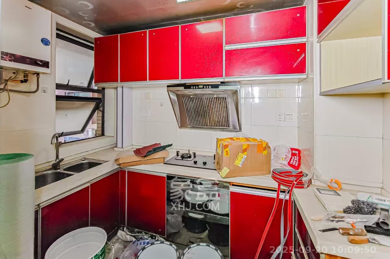 兰亭优壳（隽峰苑）  4室2厅1卫    2200.0元/月室内图